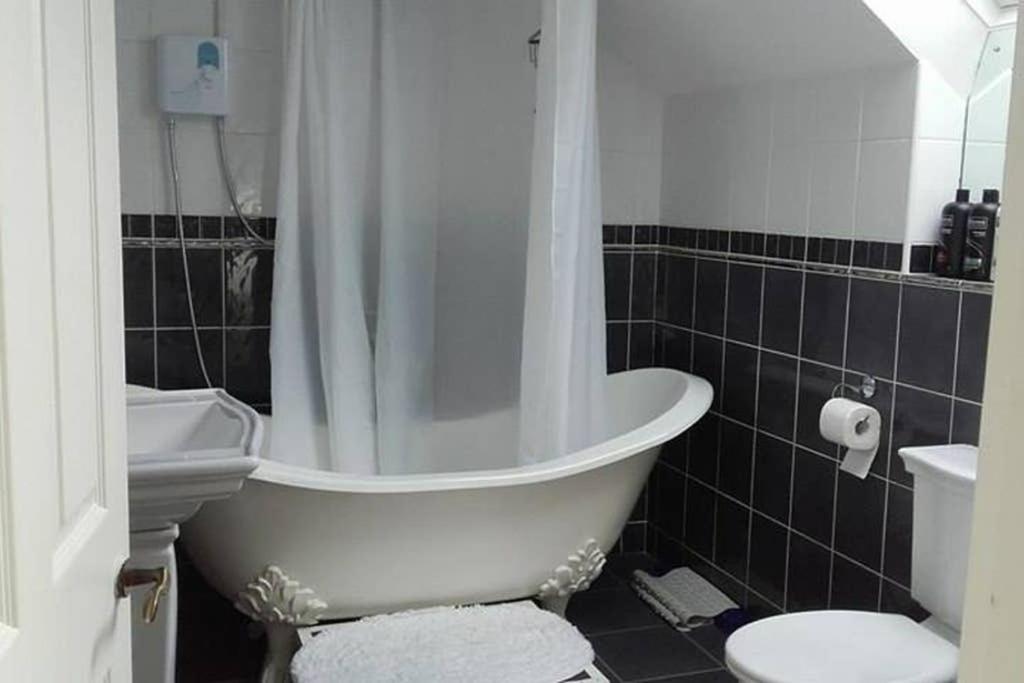 Inch Schoolhouse - Event Residence