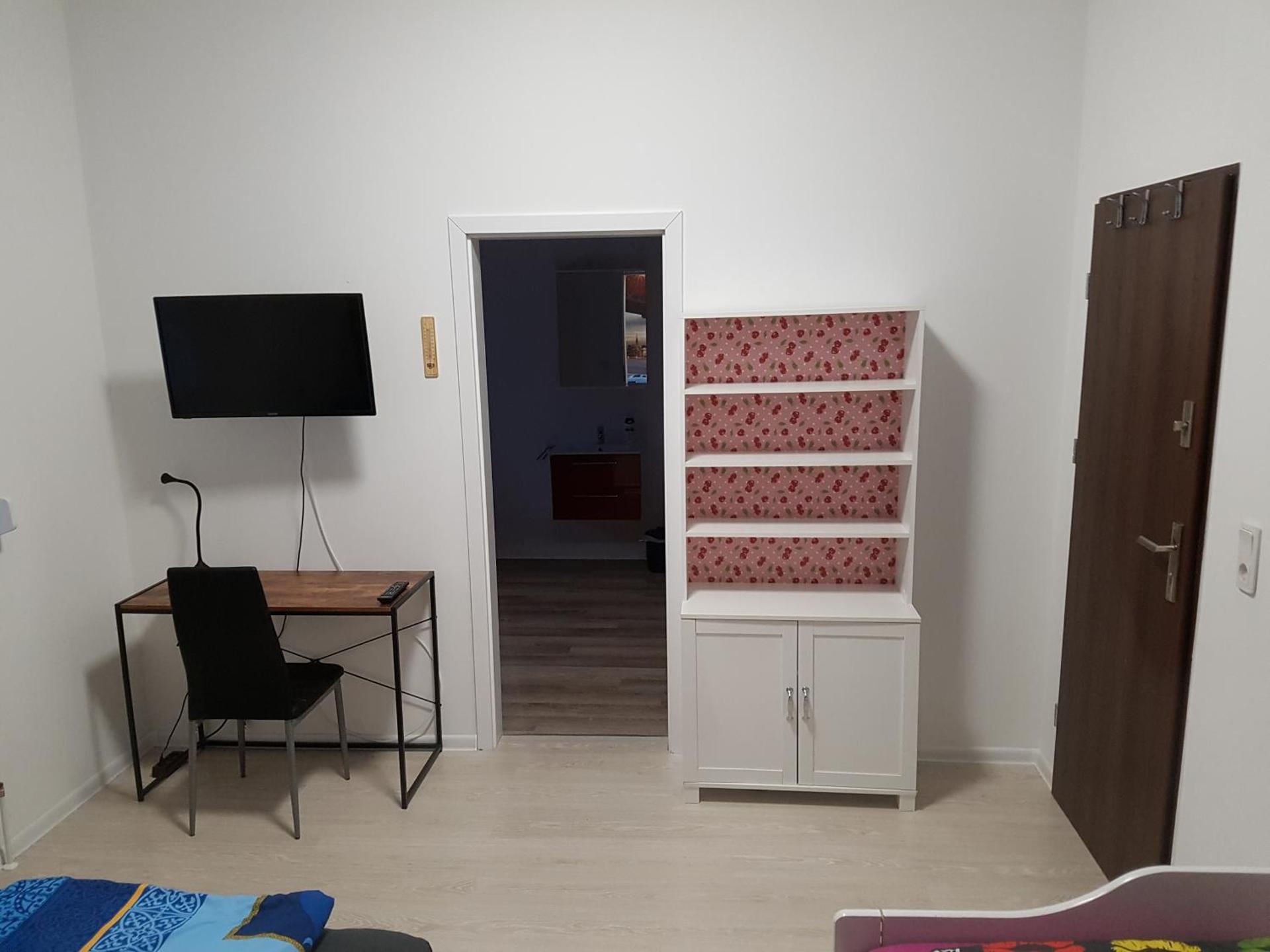 Double or Twin Room with Bathroom