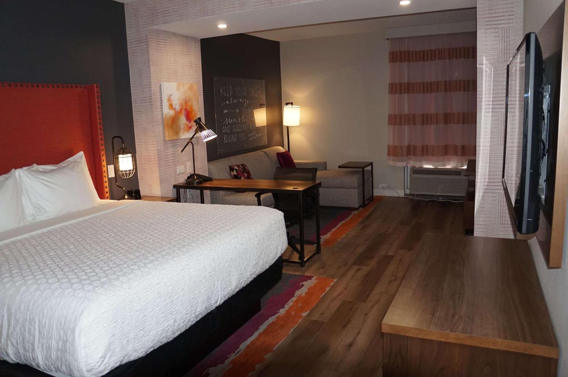 Photo of the whole room