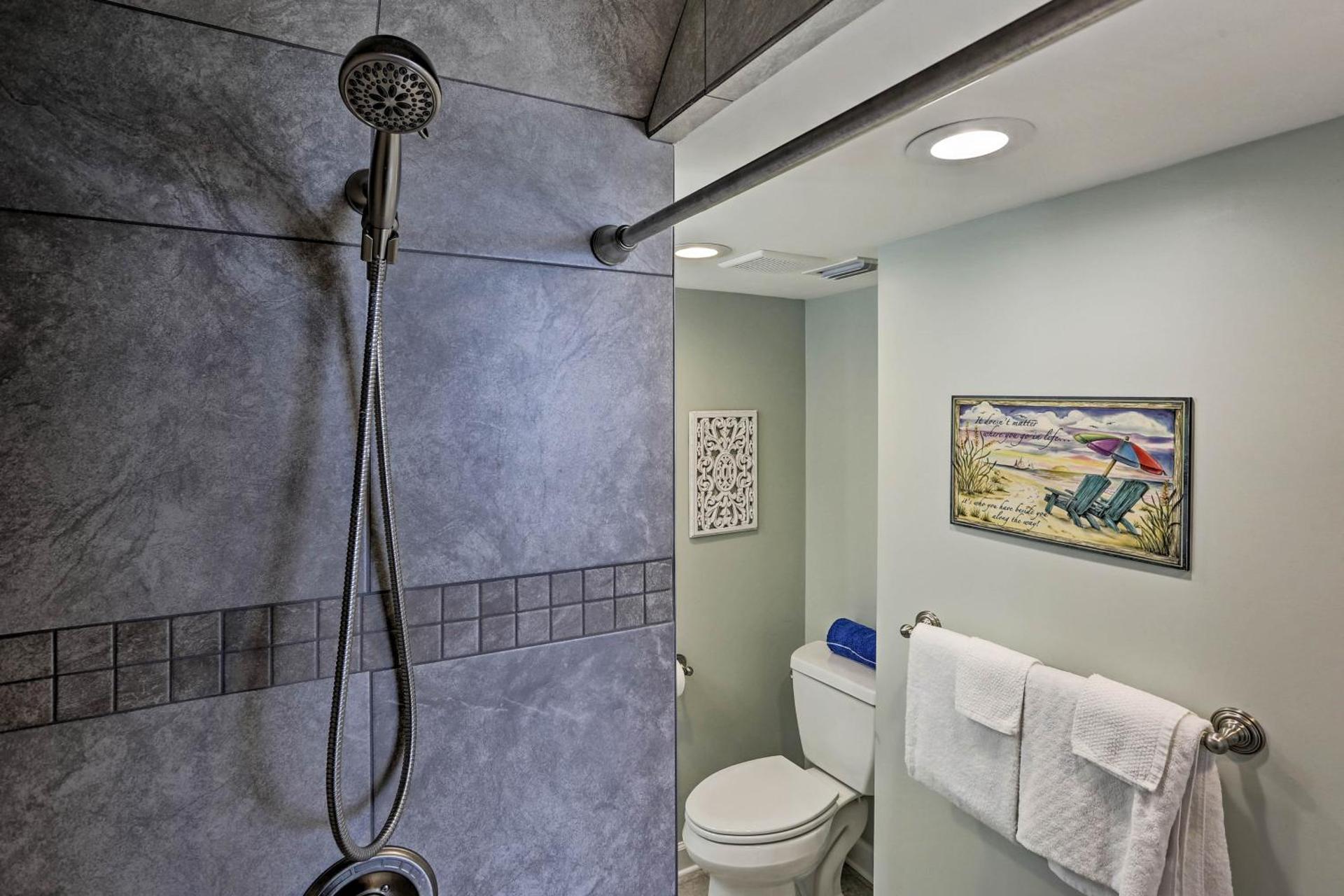 Bright PCB Condo with Gulf Views and Beach Access!