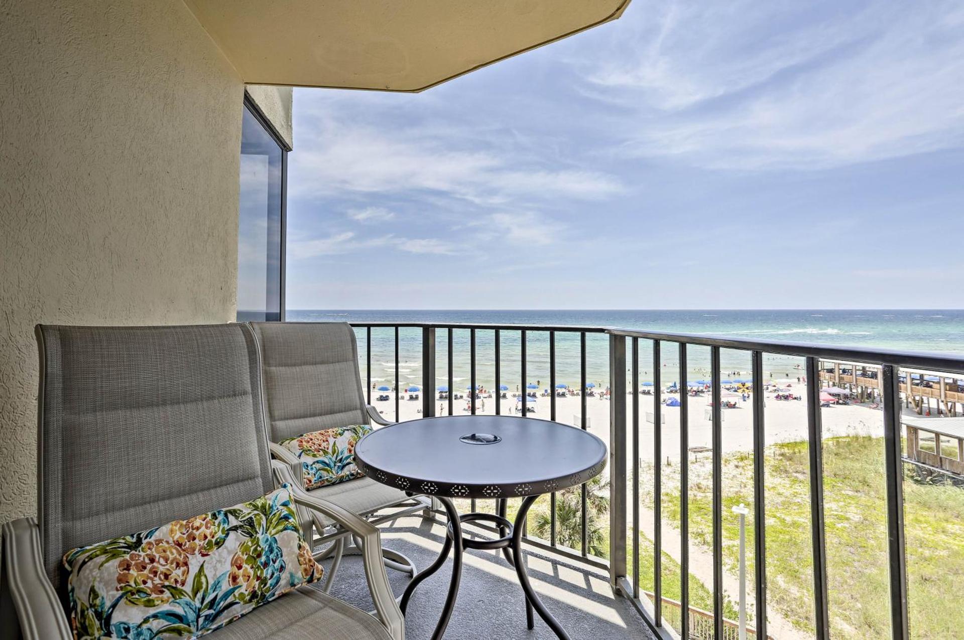 Bright PCB Condo with Gulf Views and Beach Access!