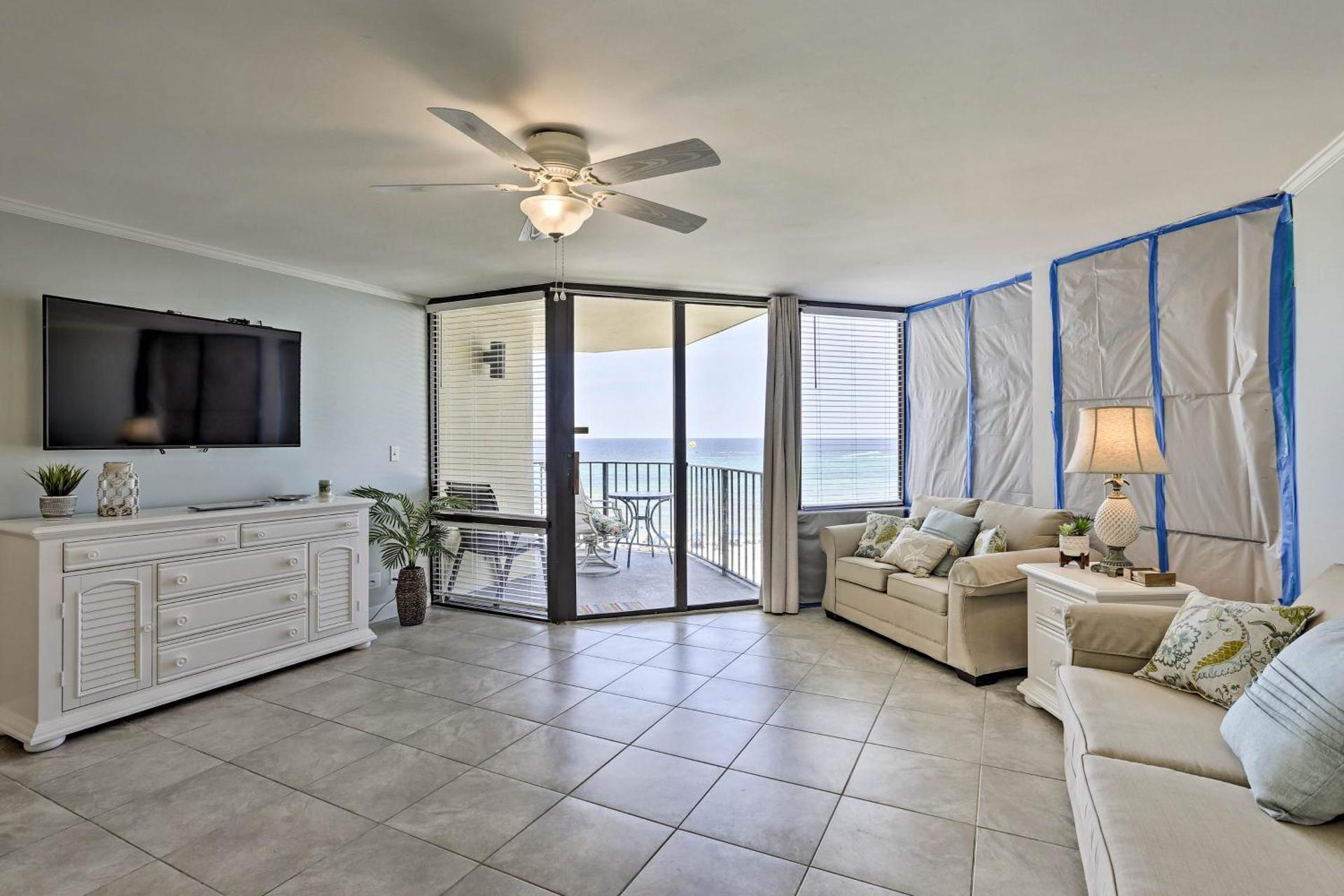 Bright PCB Condo with Gulf Views and Beach Access!