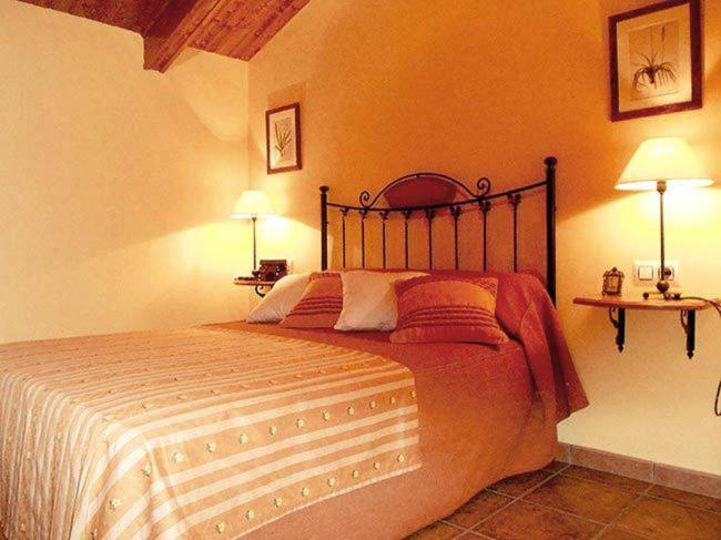 Apartamentos Turismo Rural Casa Santorroman