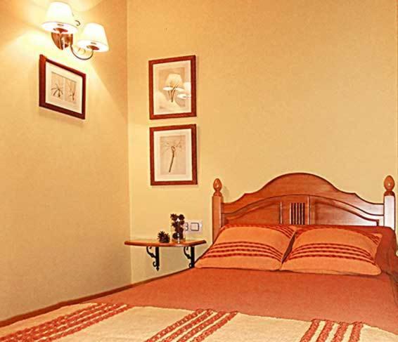 Apartamentos Turismo Rural Casa Santorroman