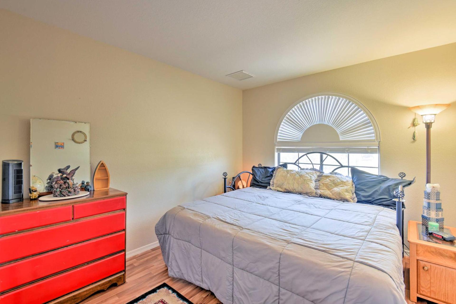 Glendale Home with Pool - Walk to NFL Games!