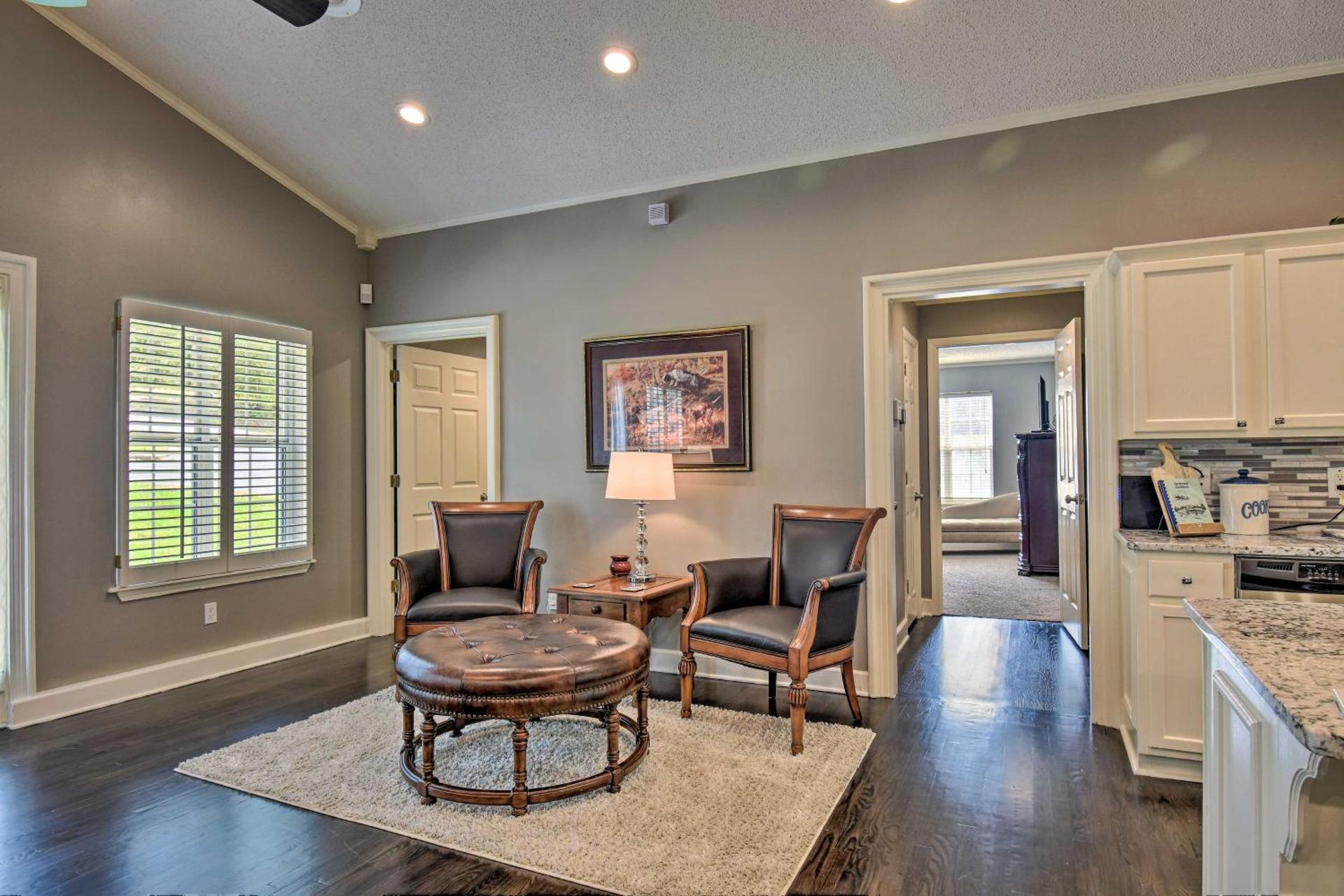 Lakefront Home with Private Dock in Hot Springs!