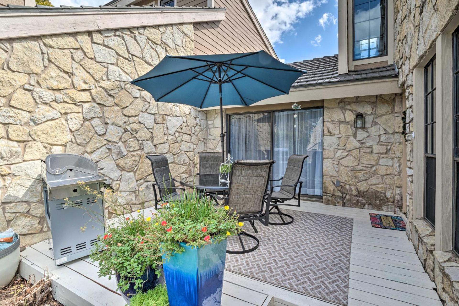 Horseshoe Bay Resort Townhome - Near Lake LBJ!