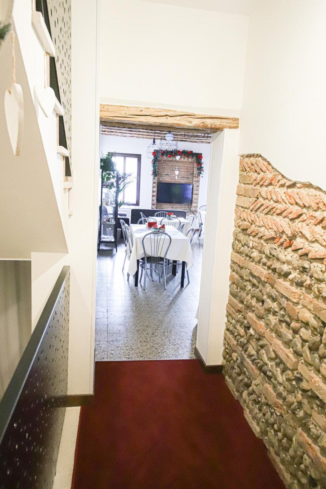 Communal lounge/ TV room