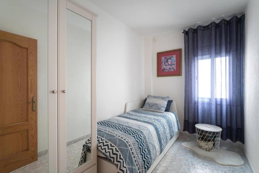 Apartment in front of the Beach