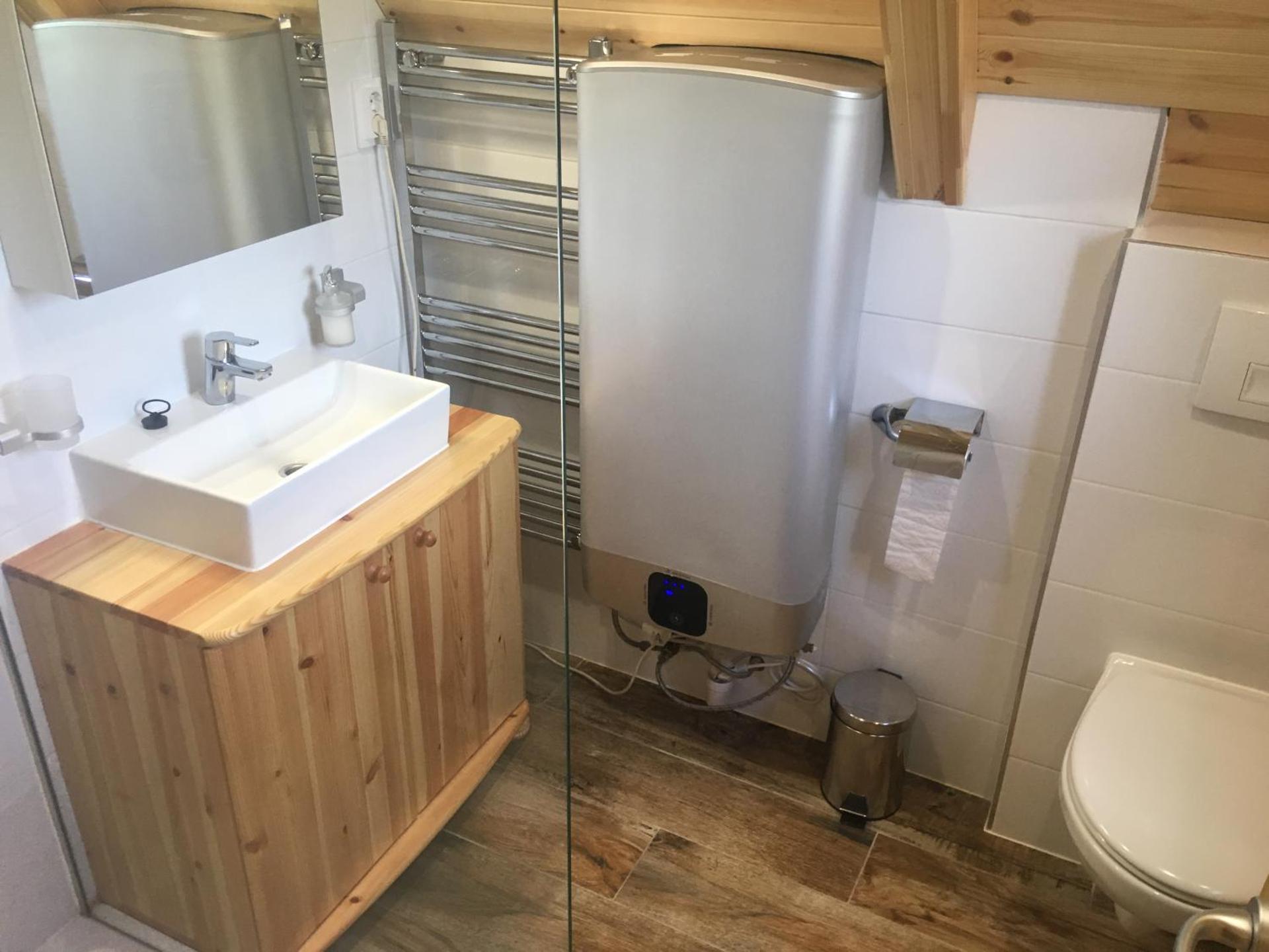 Wooden Apartman Prémium Jacuzzival