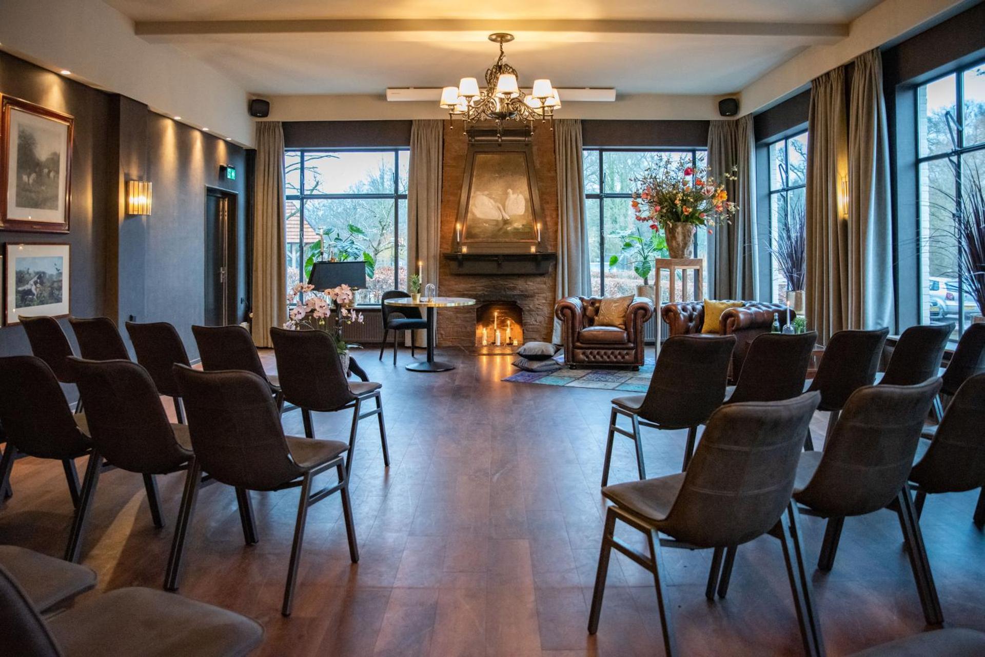 Meeting/conference room