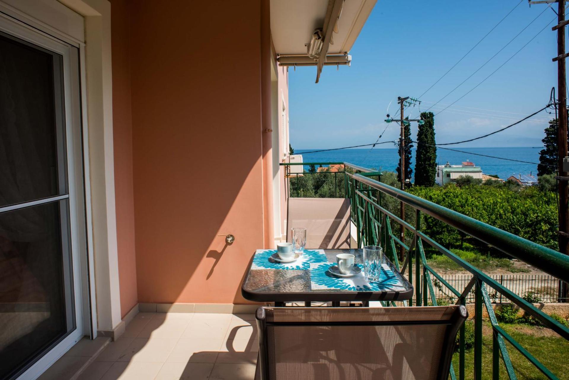 Lovely Apartment Next to the Sea Lygia Korinthias