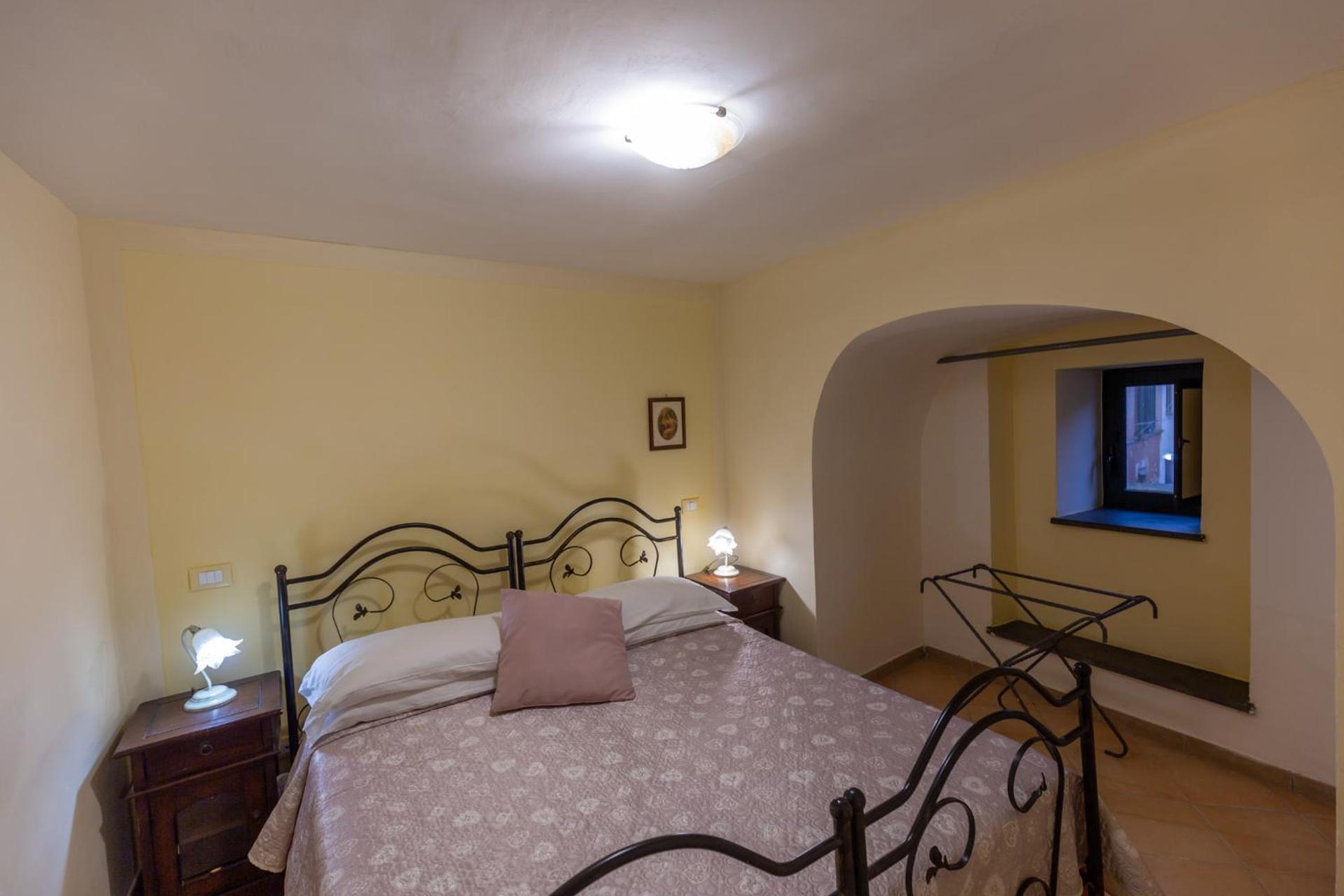 Flowers apartments & rooms