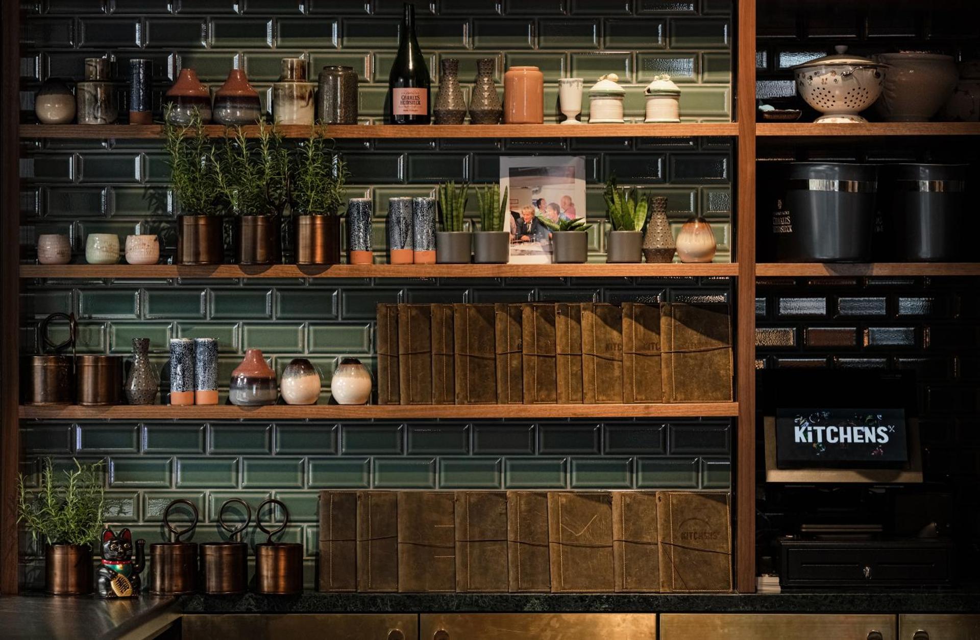 Restaurant/places to eat