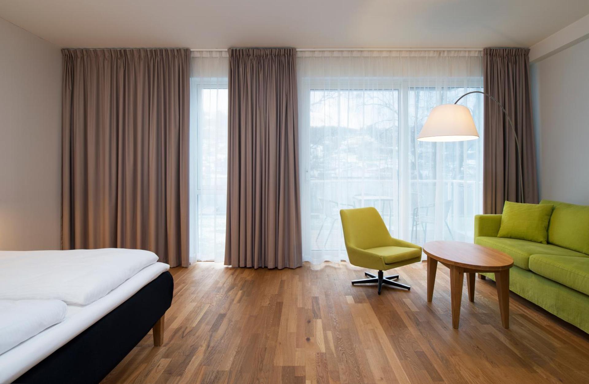 Photo of the whole room