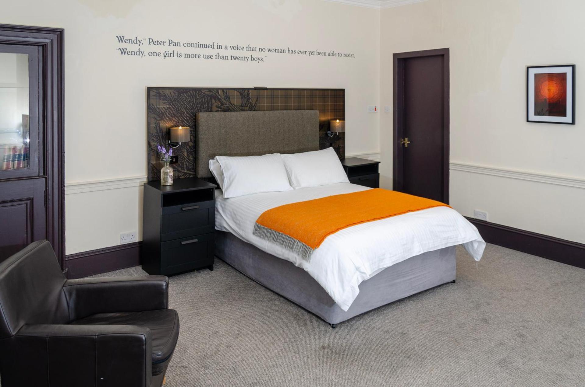 Thrums Hotel, Kirriemuir