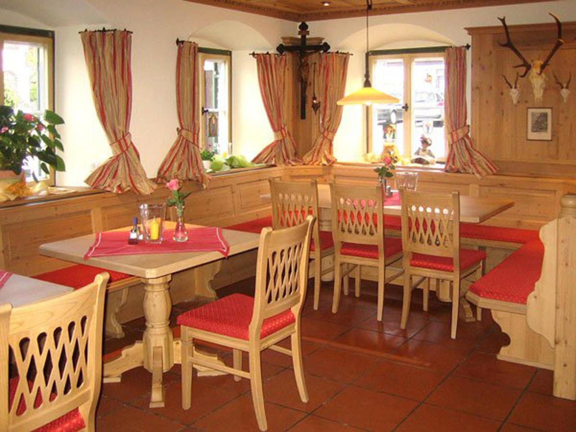 Restaurant/places to eat