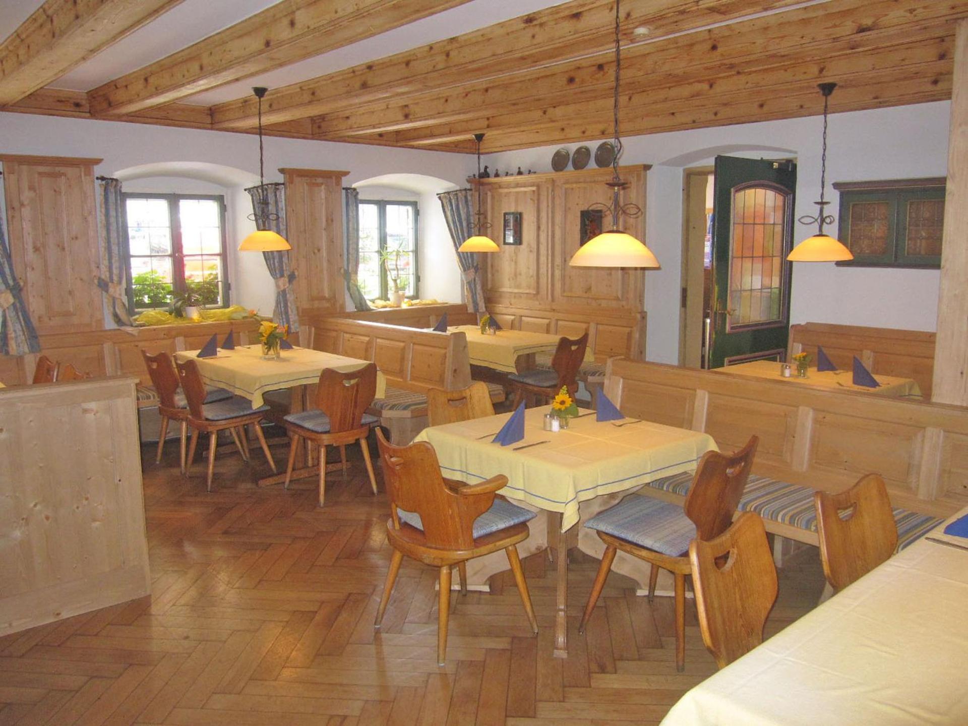 Restaurant/places to eat