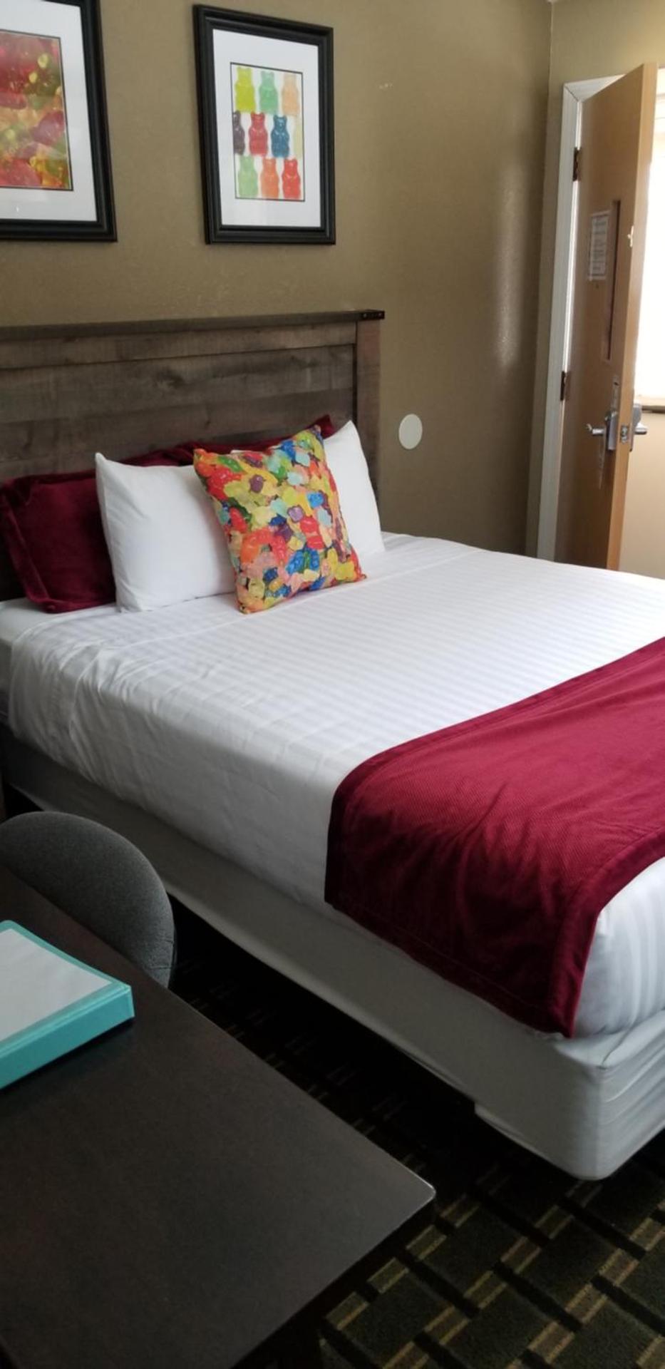 Middlebury Sweets Motel