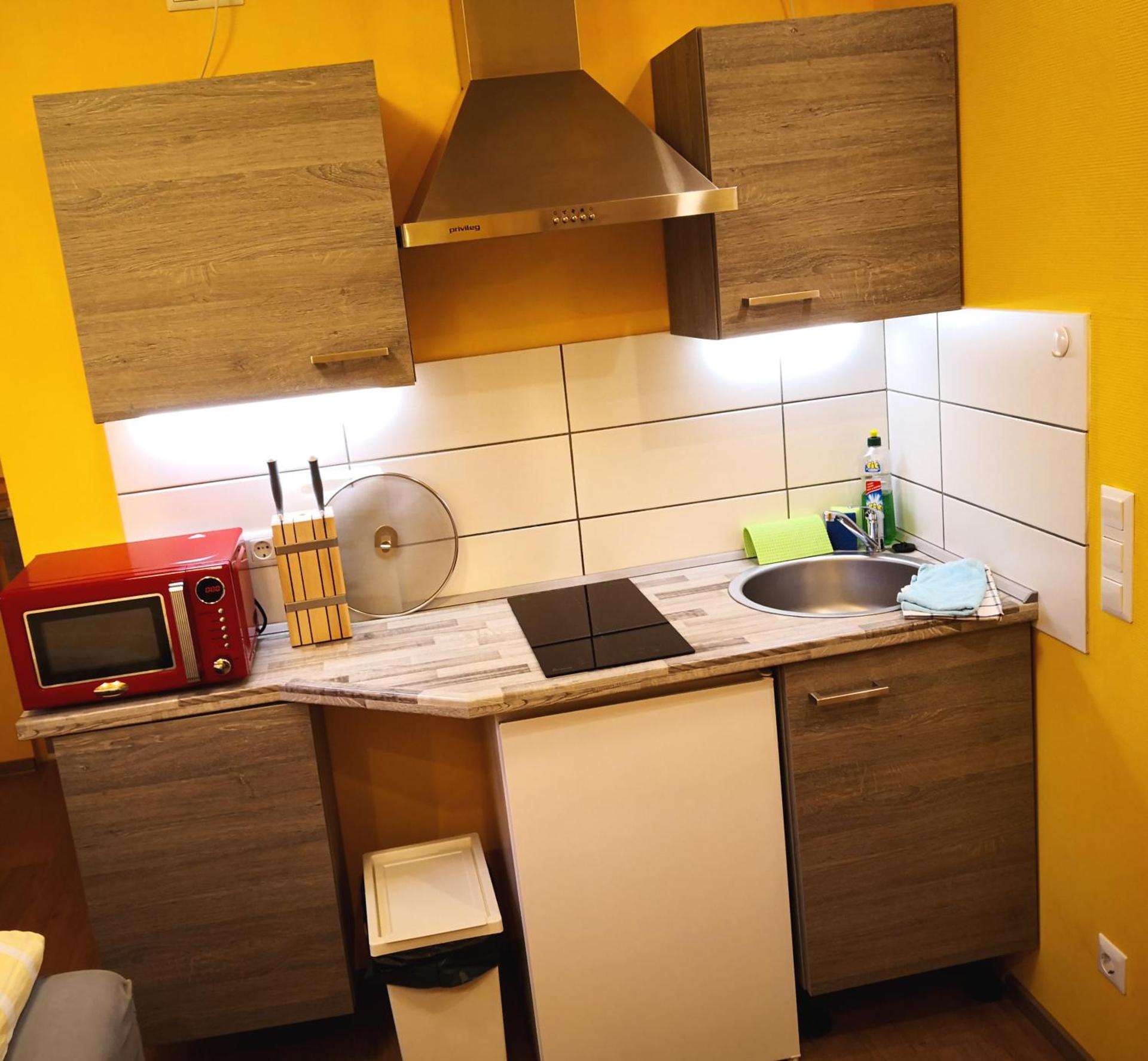 Kitchen or kitchenette