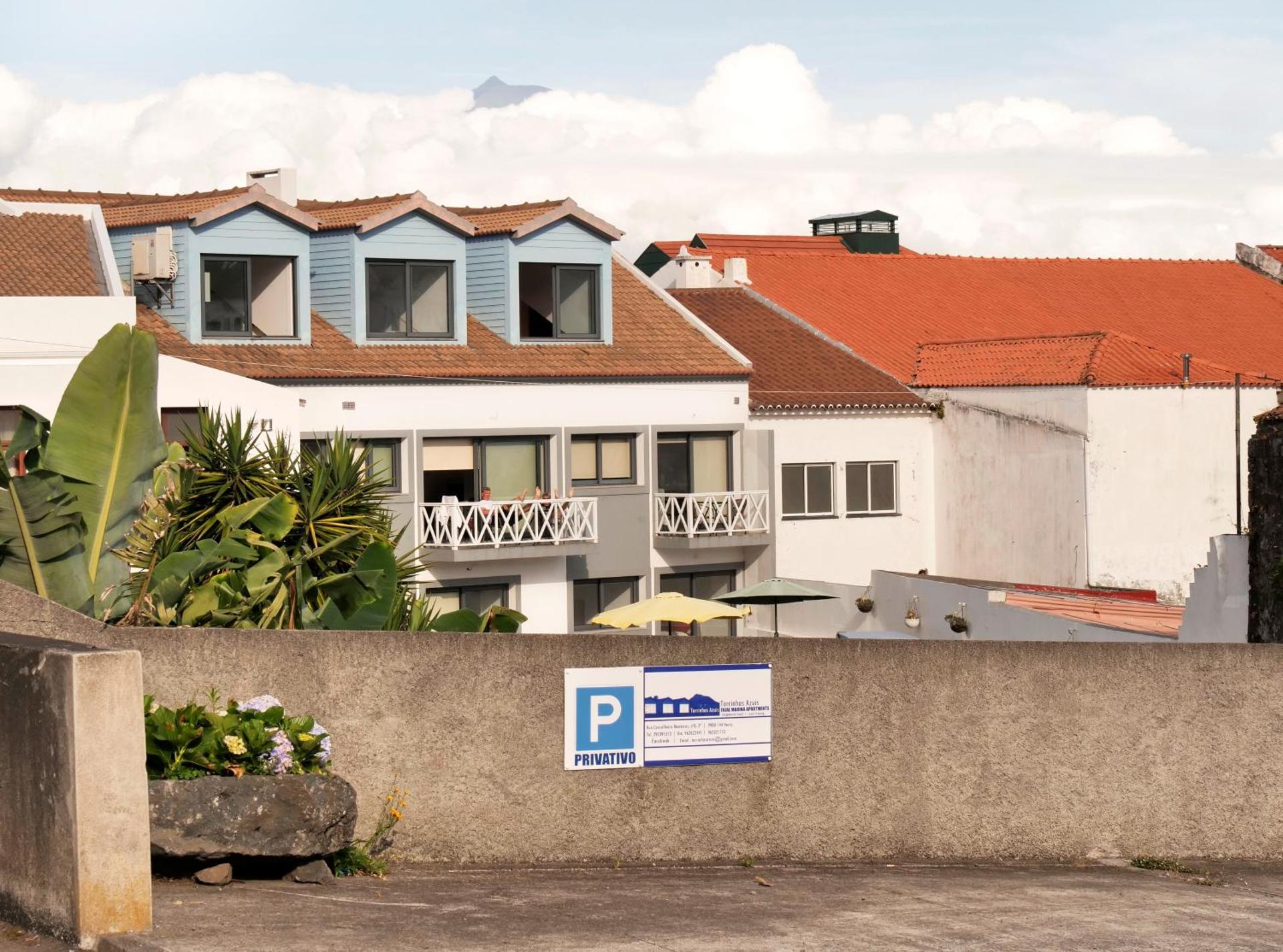 Faial Marina Apartments 1