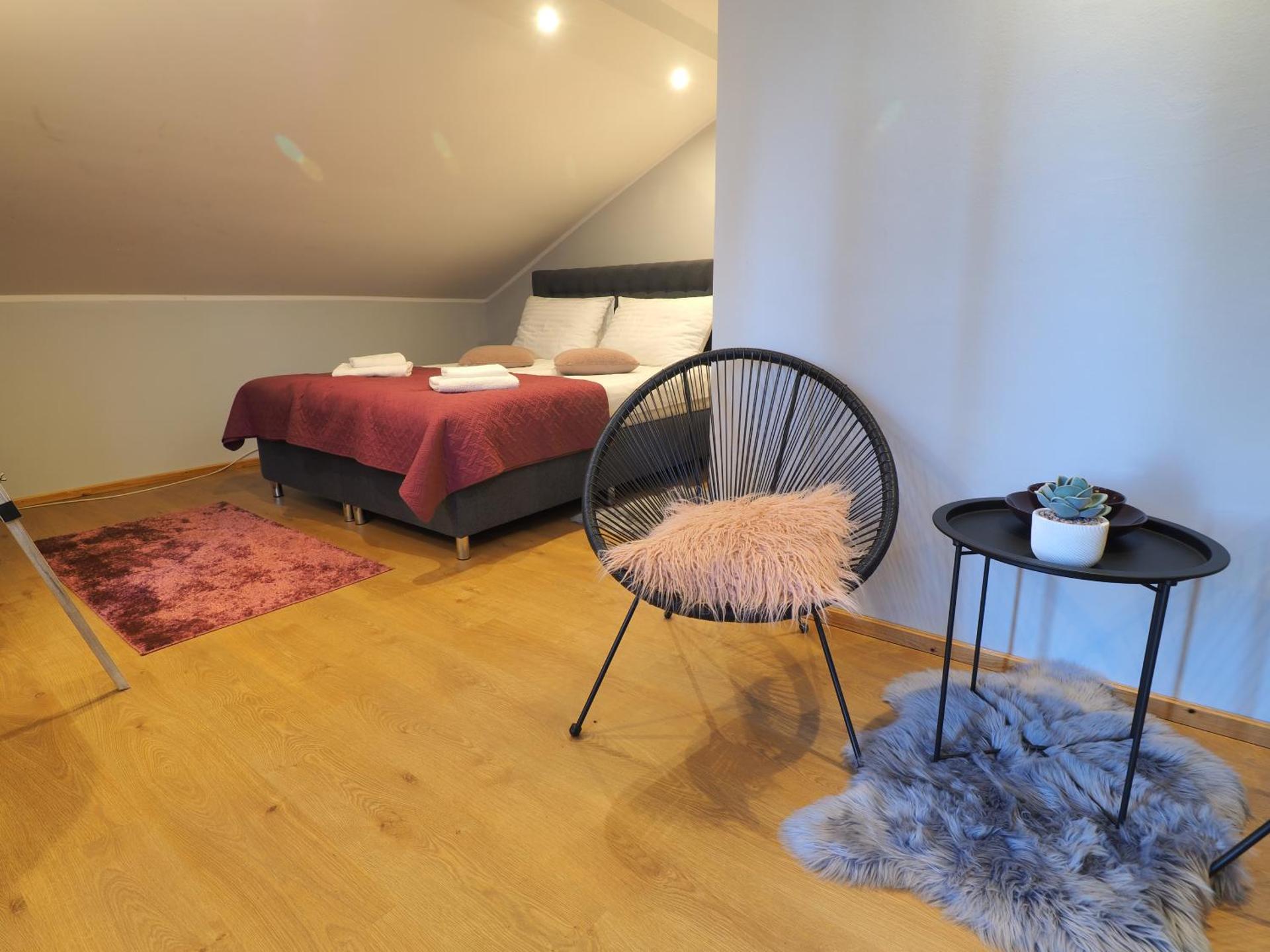 Photo of the whole room