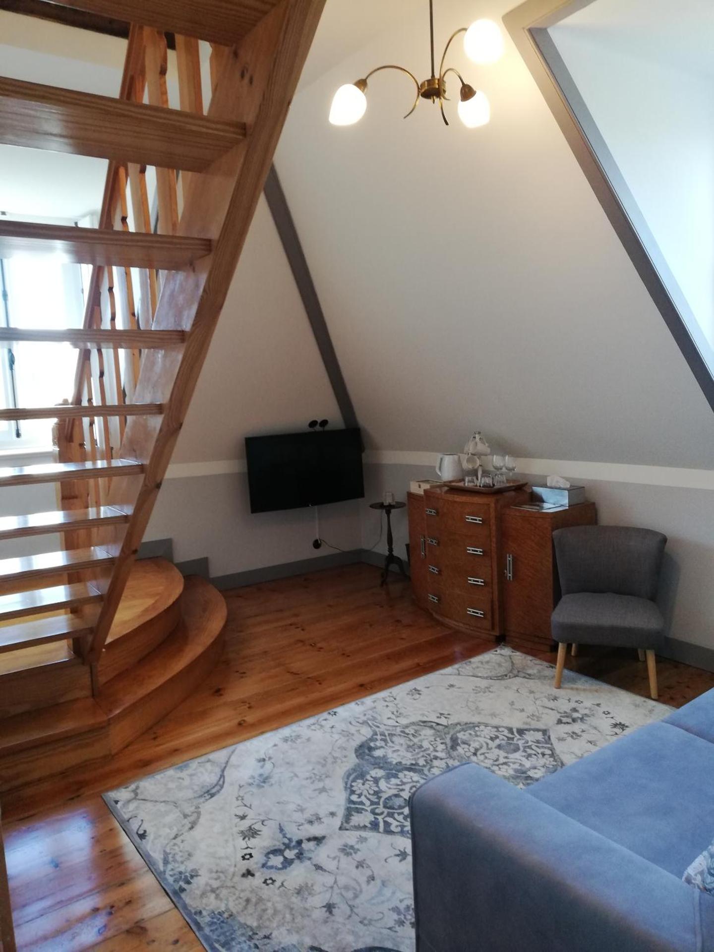 Communal lounge/ TV room