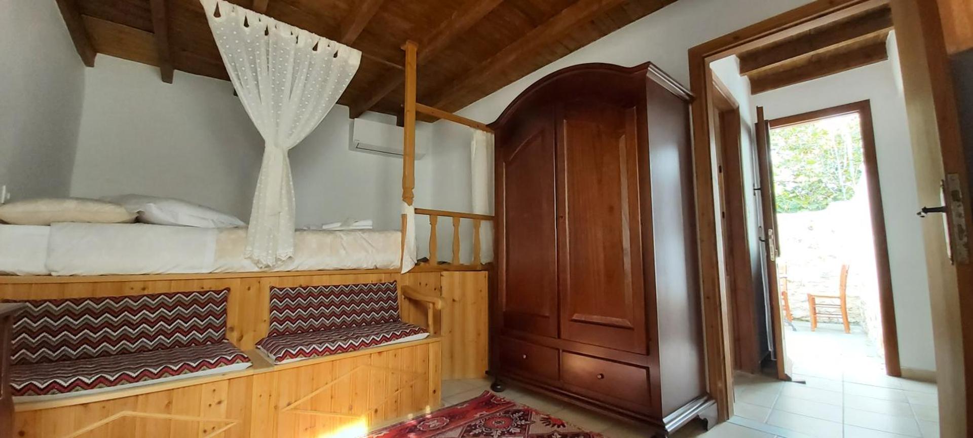 Traditional house in Asfendiou