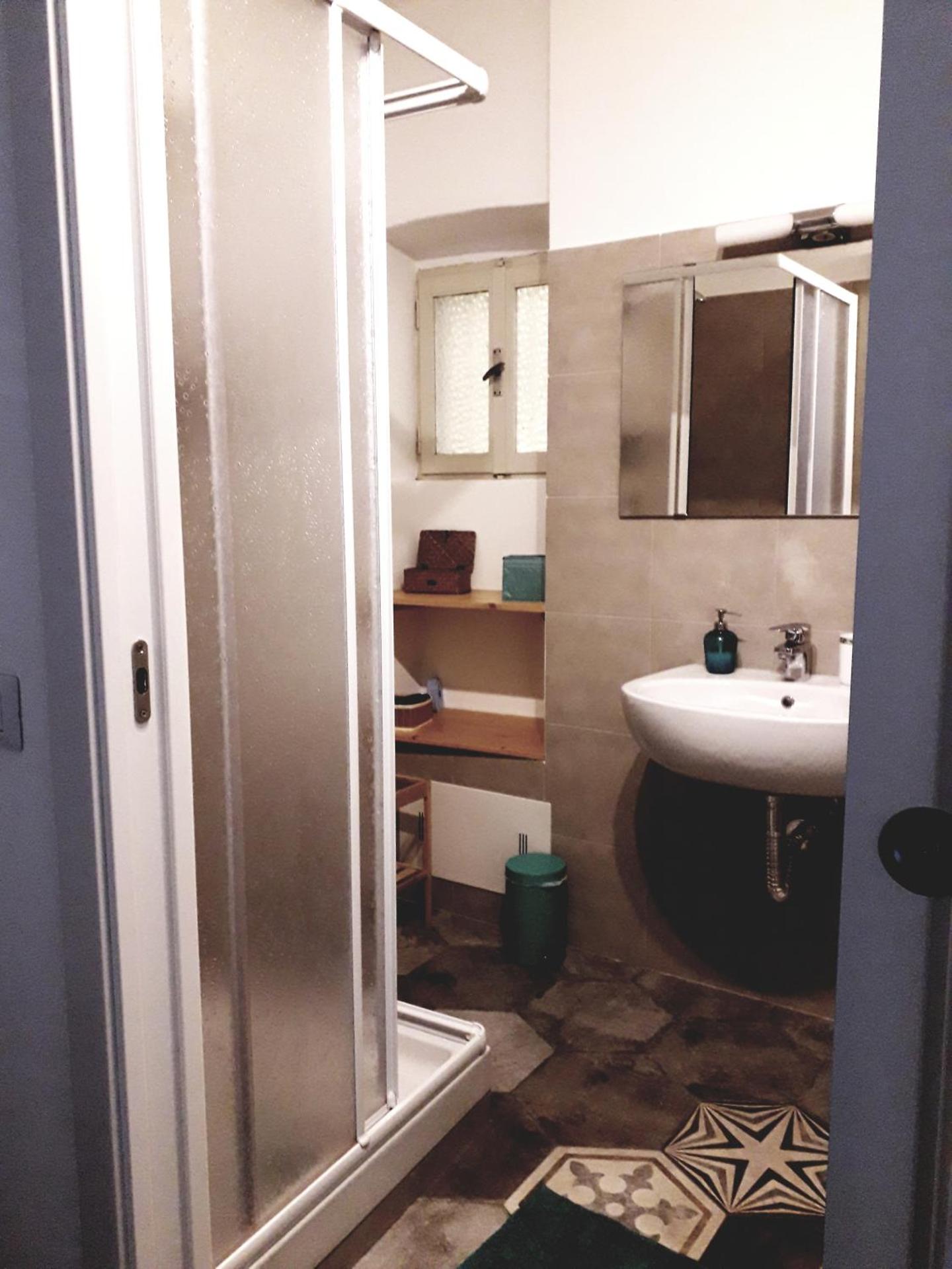 Double or Twin Room with Bathroom