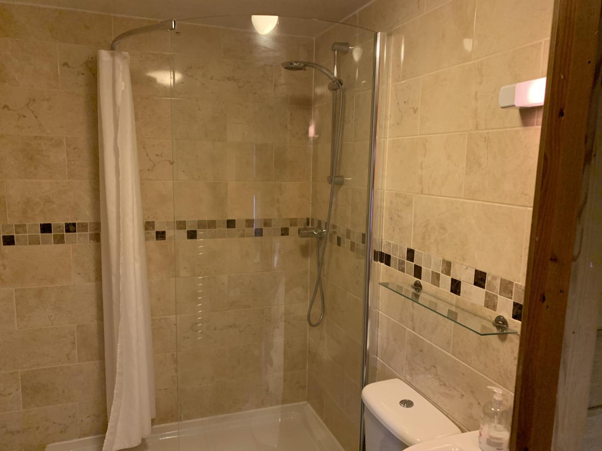 Southernwood - Garden Lodge 2