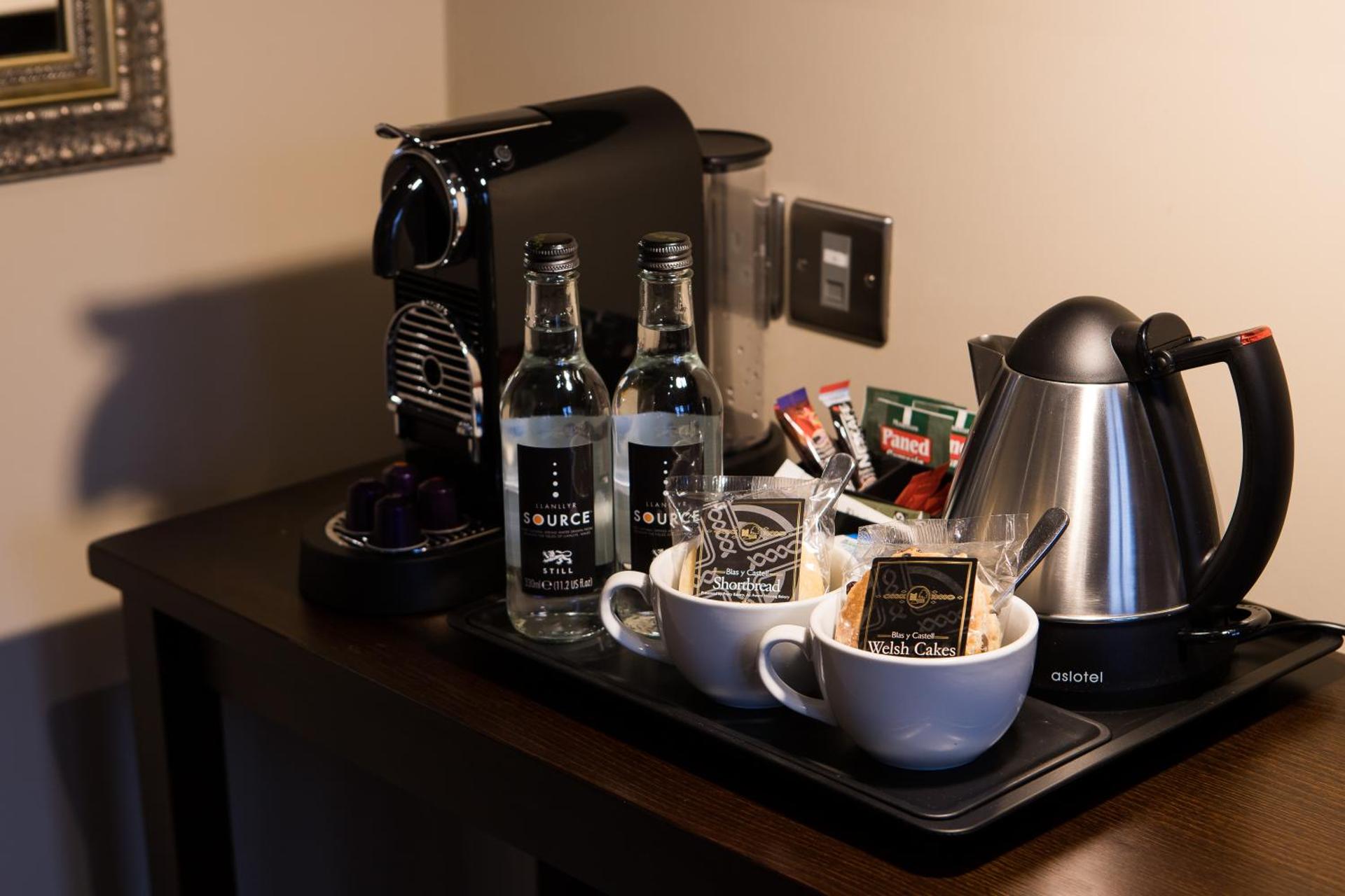 Coffee/tea facilities