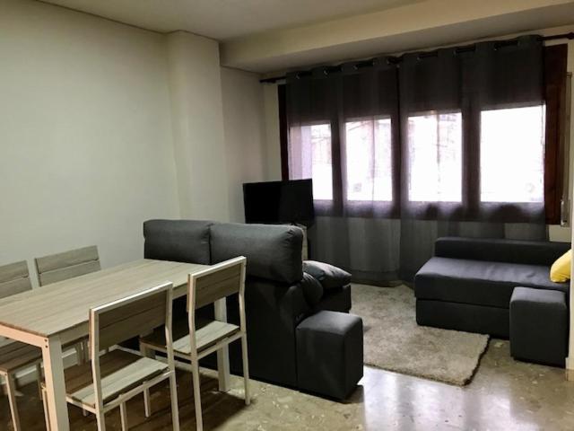 APT4 Encantador al Centre de Vic APTGARBI