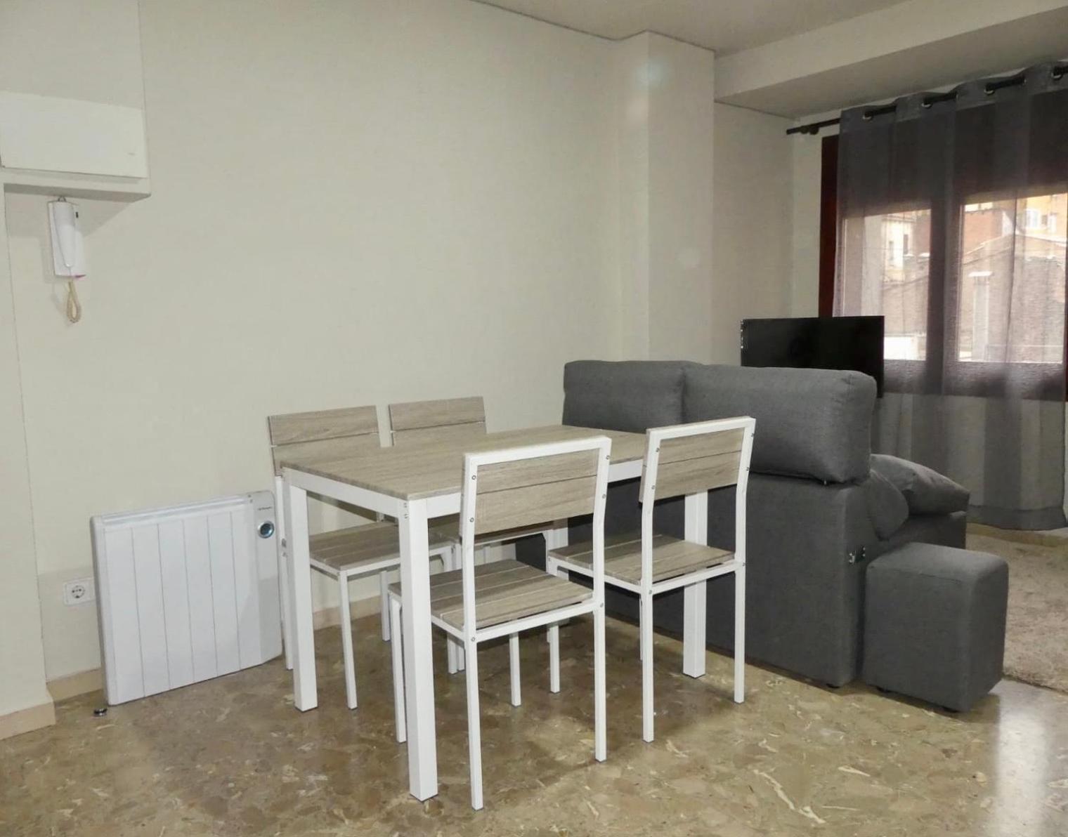 APT4 Encantador al Centre de Vic APTGARBI