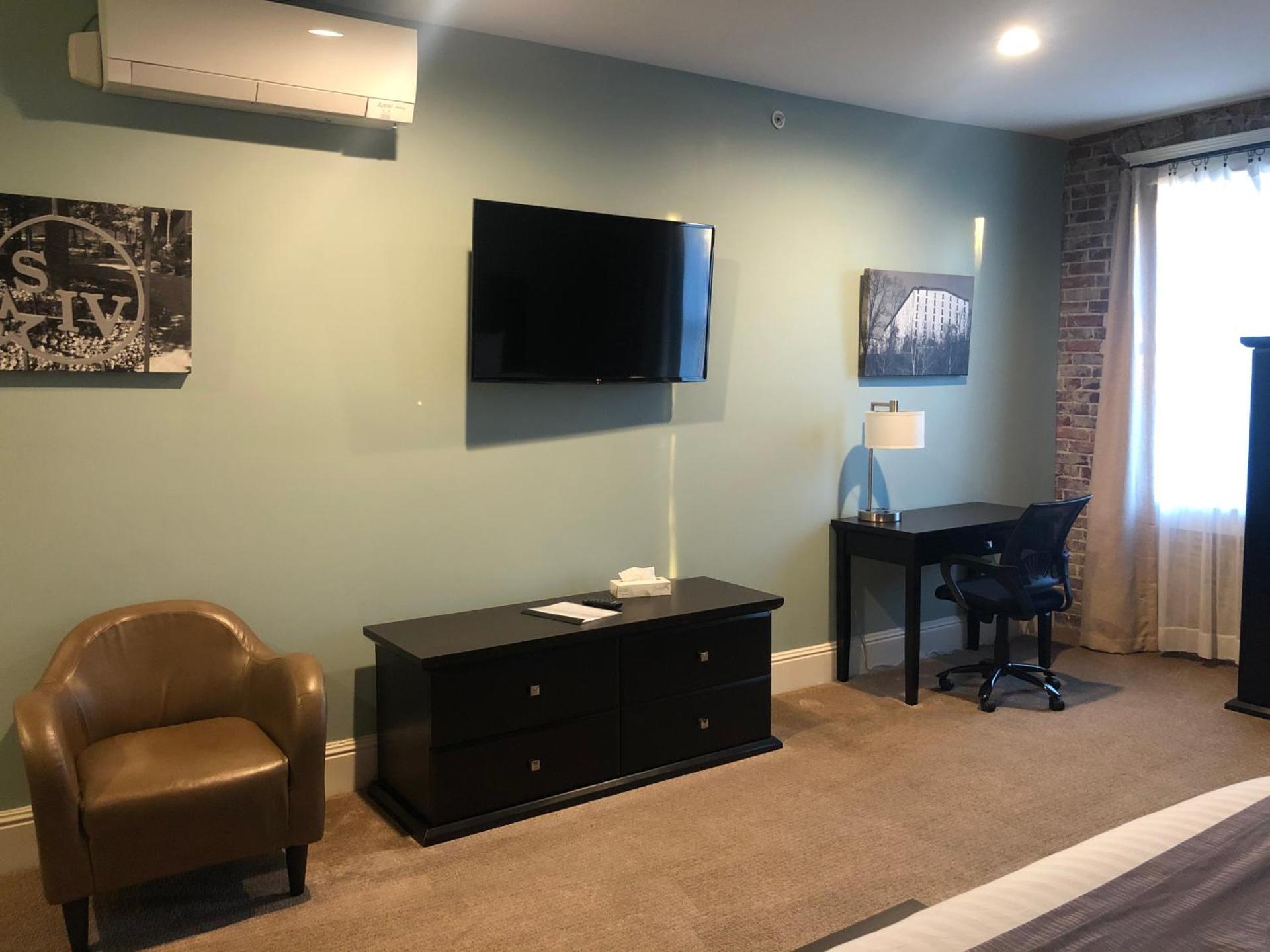 Talbott Tavern and Inn