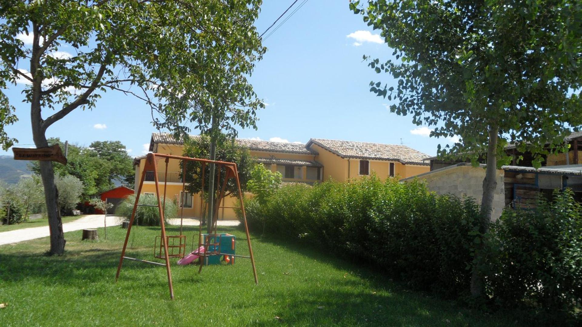 Agriturismo Stovali Da Lustrinu