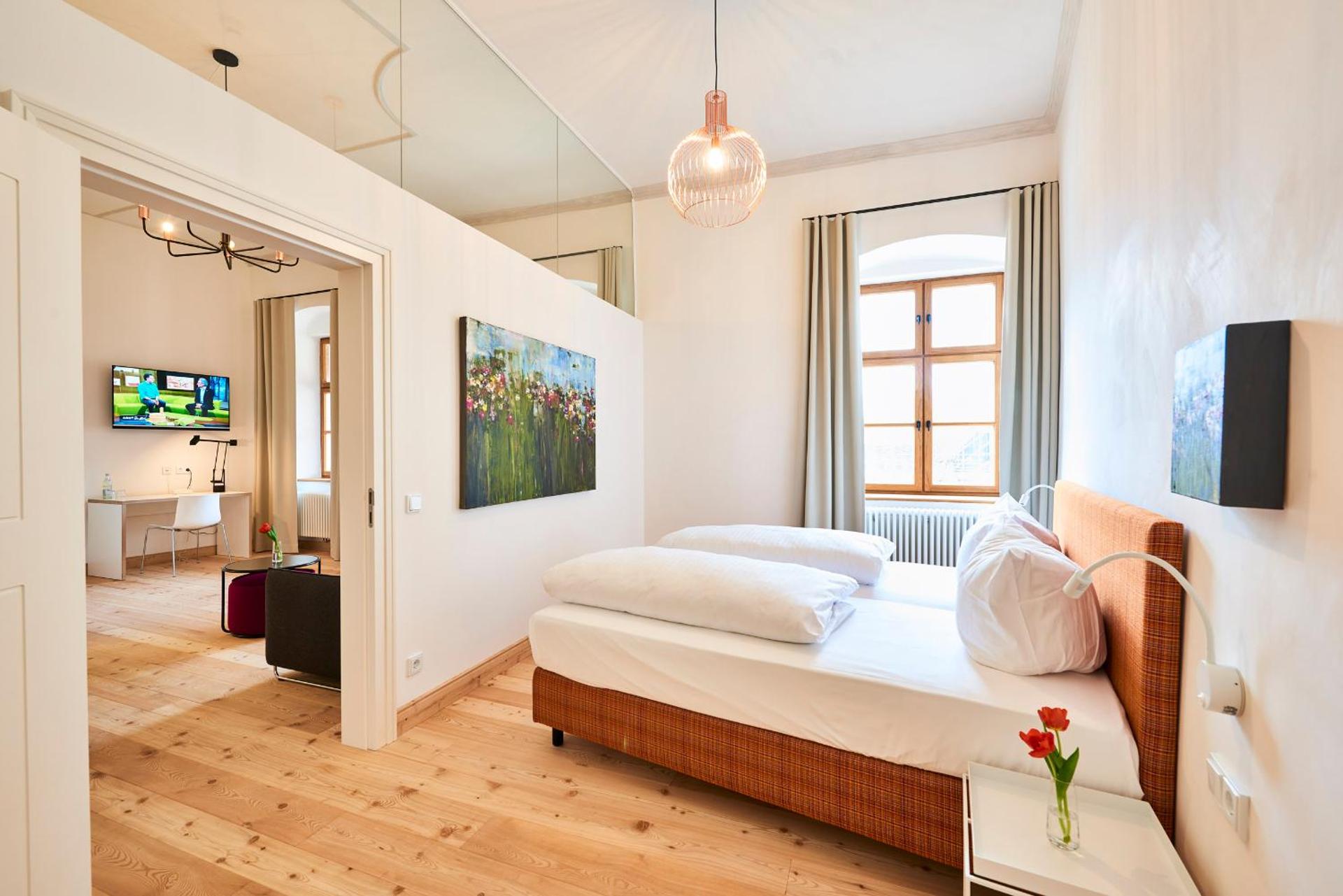 Photo of the whole room