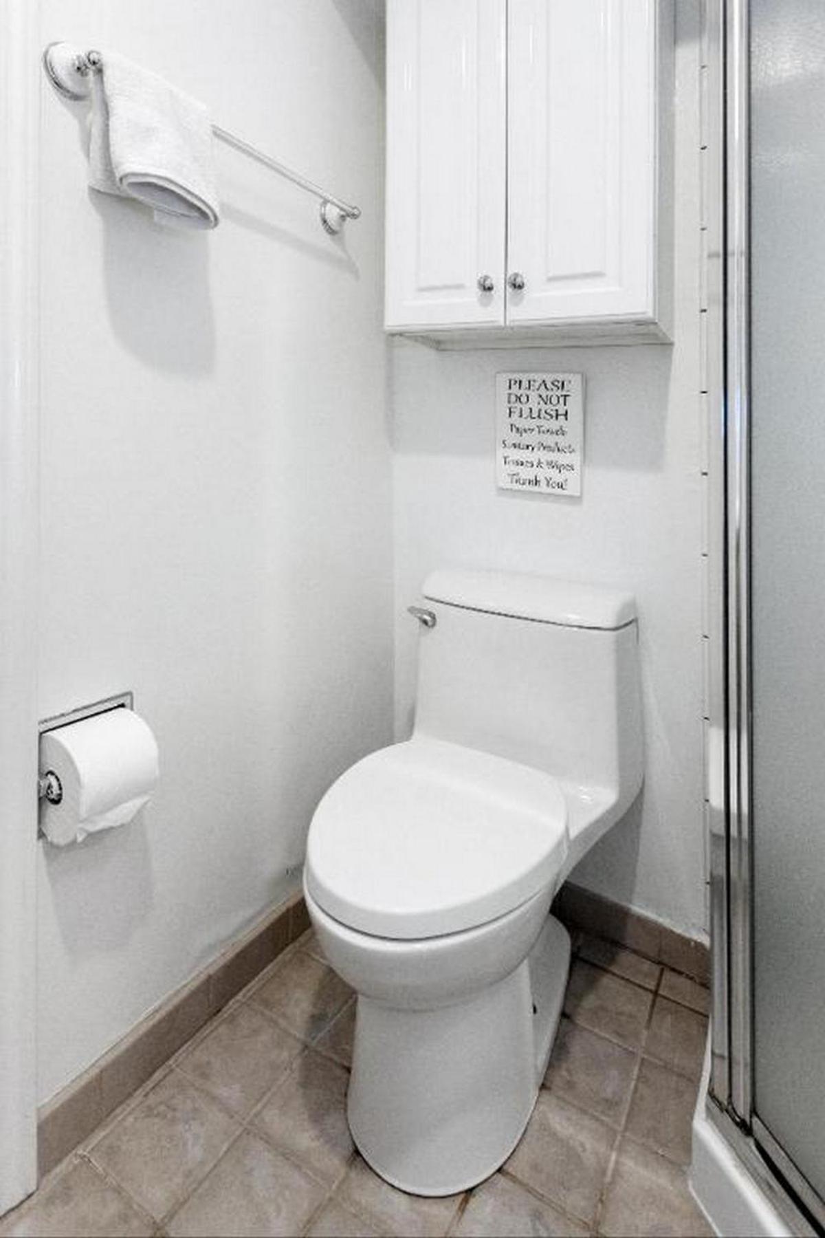 Large 1 Bedroom Apartment, Home Theater, Fireplace