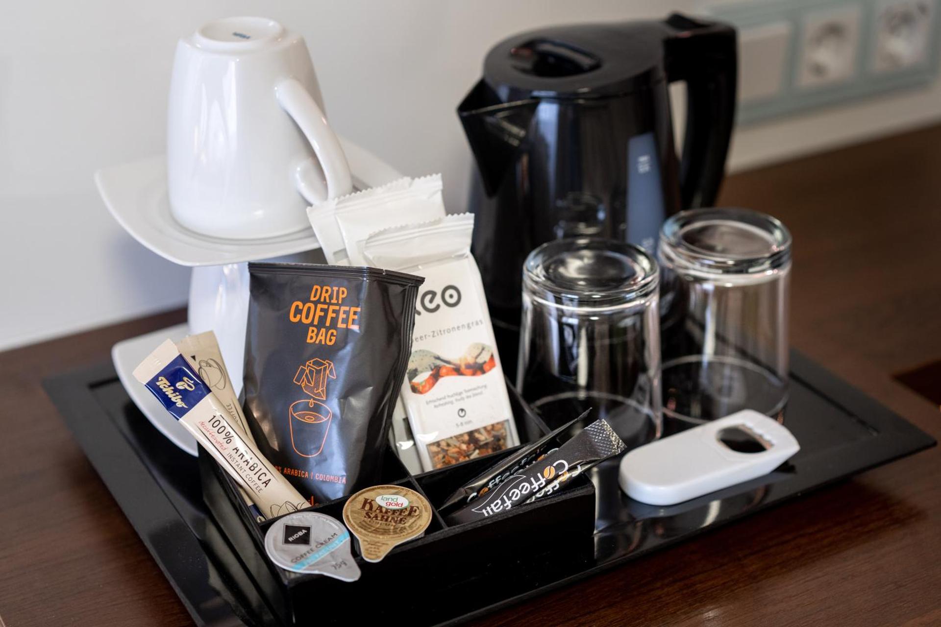 Coffee/tea facilities