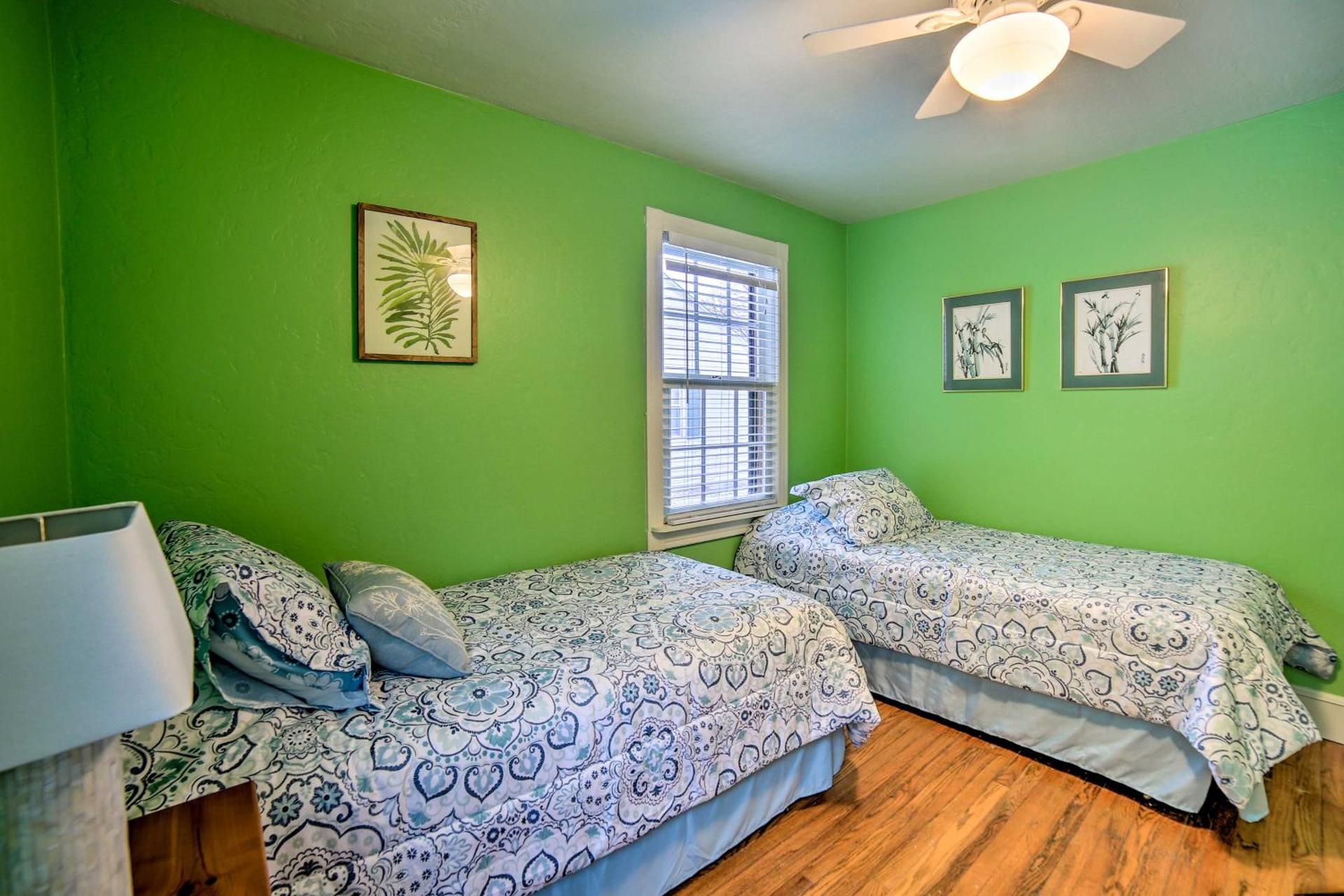 Modern Home with Backyard, 1 Mi to Dtwn Sturgeon Bay