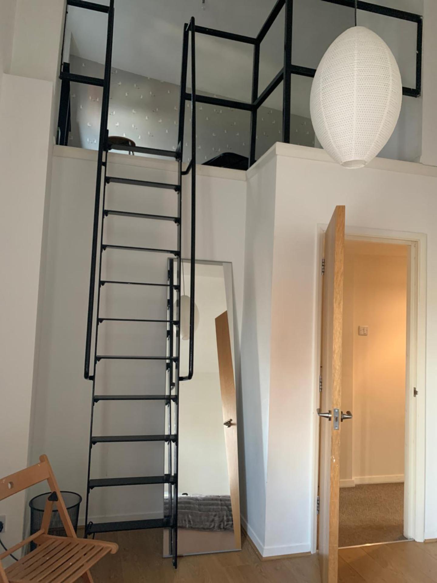 2 Bed Duplex Penthouse Apartment by Mathew Street Sleeps 6