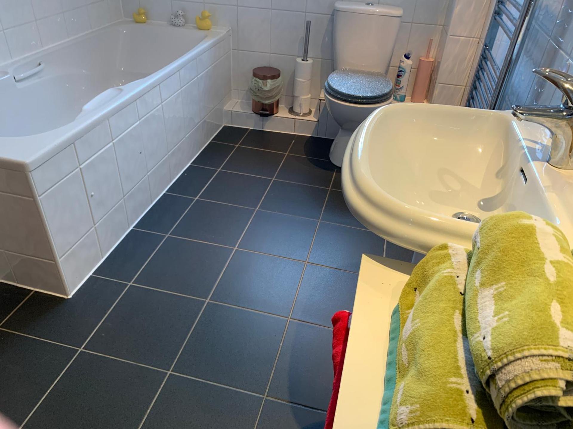 2 Bed Duplex Penthouse Apartment by Mathew Street Sleeps 6