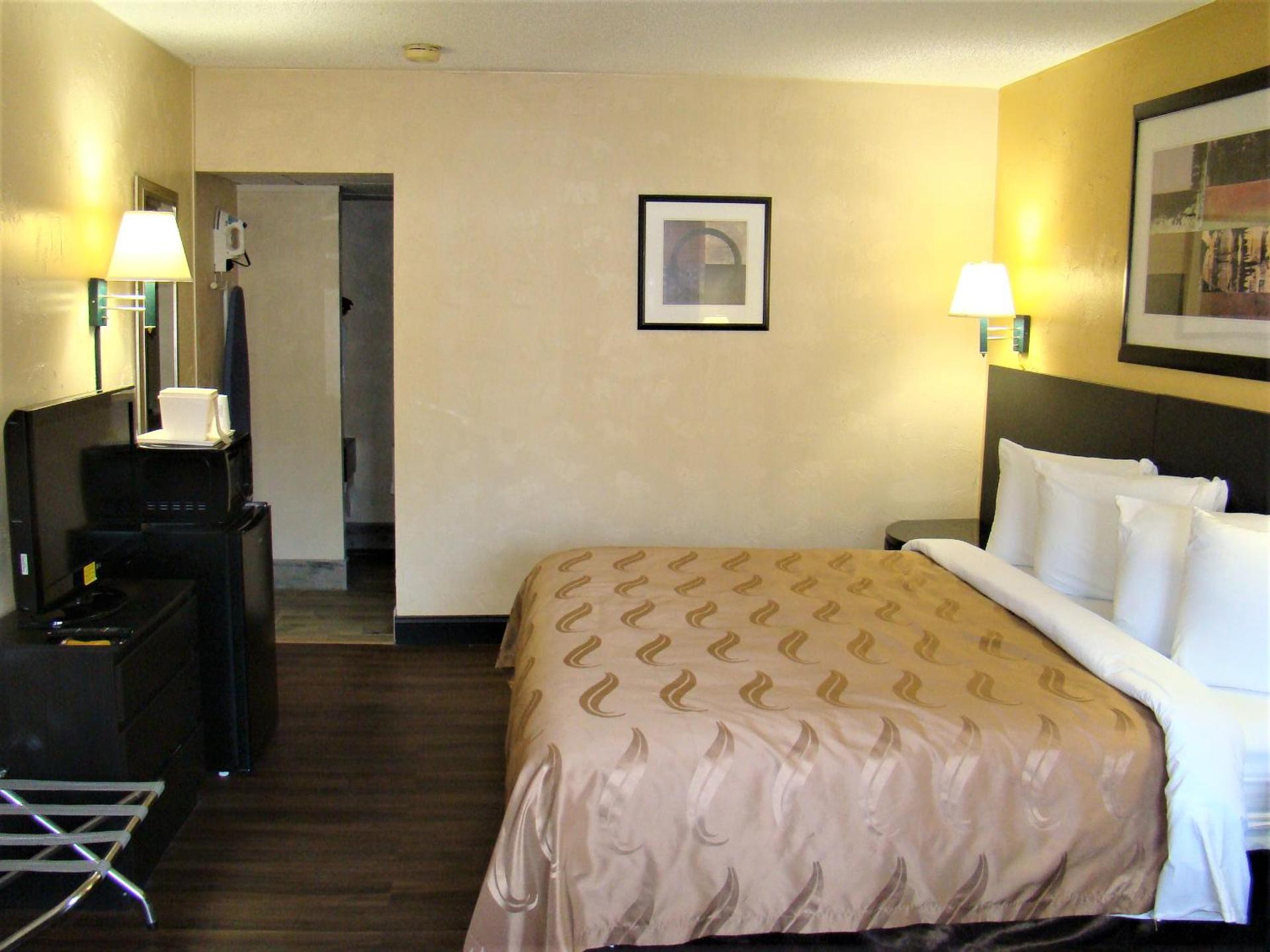 King Room - Mobility Access/Non-Smoking