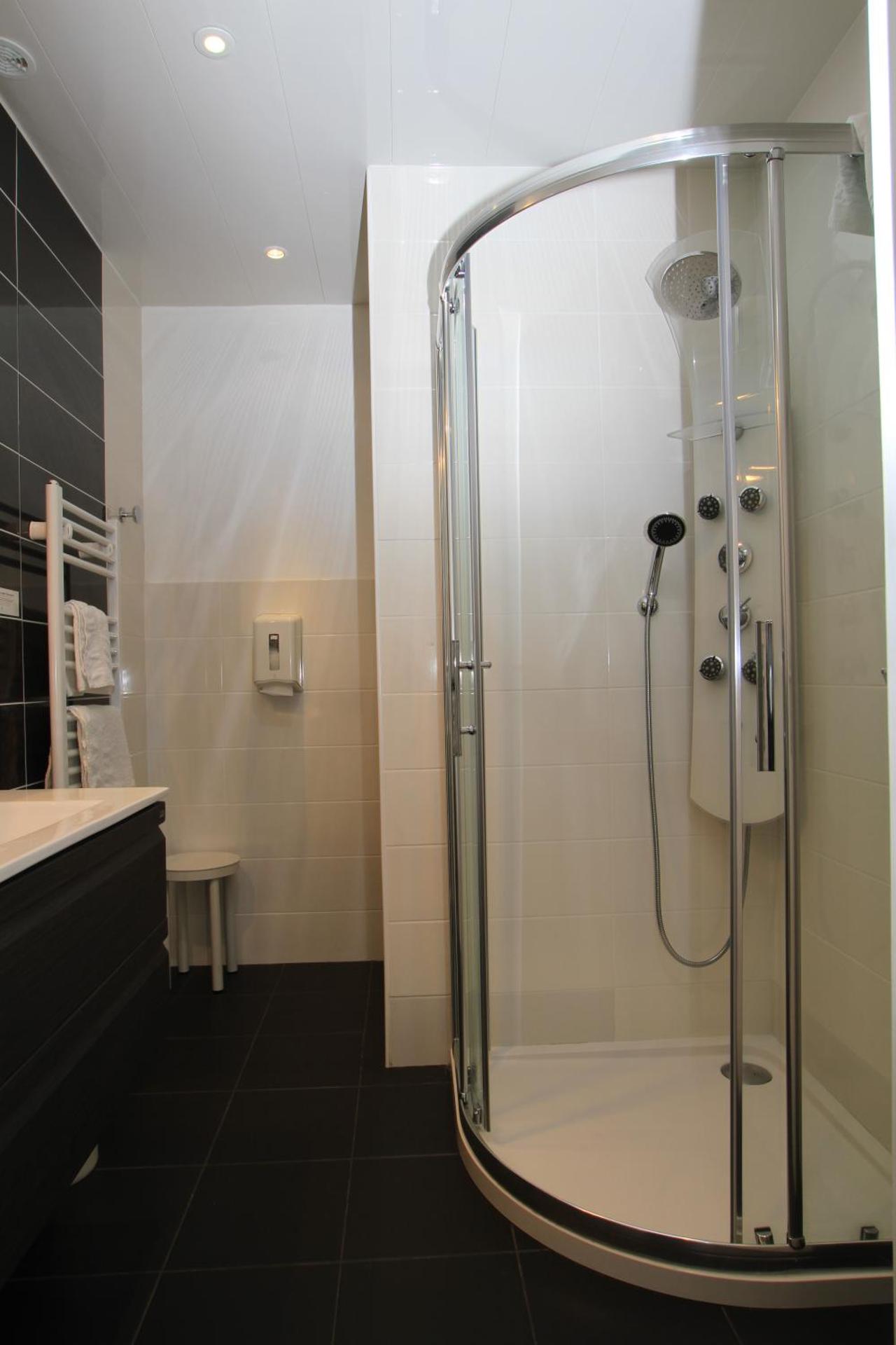 Logis Hotel Restaurant Spa Beau Site