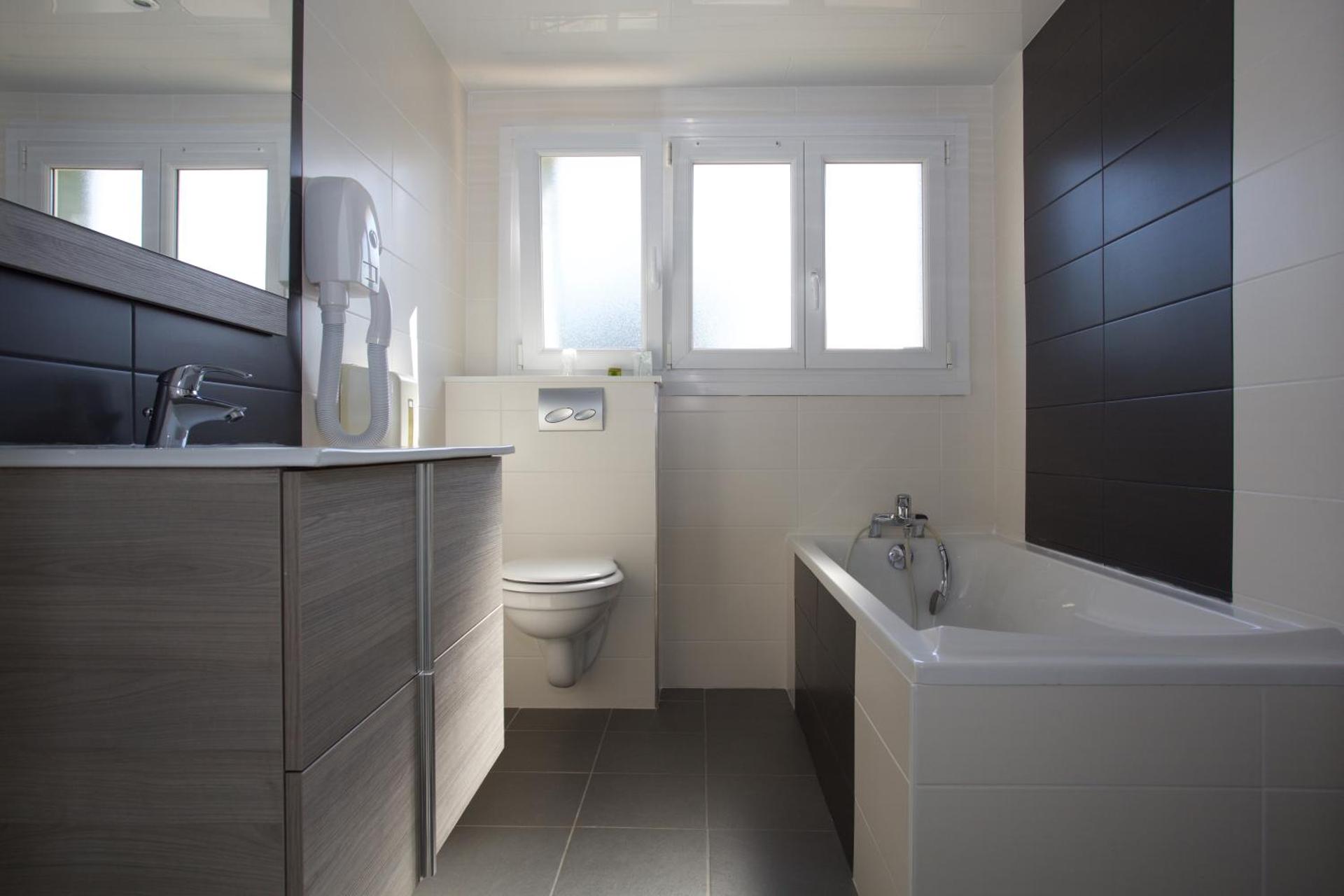 Logis Hotel Restaurant Spa Beau Site