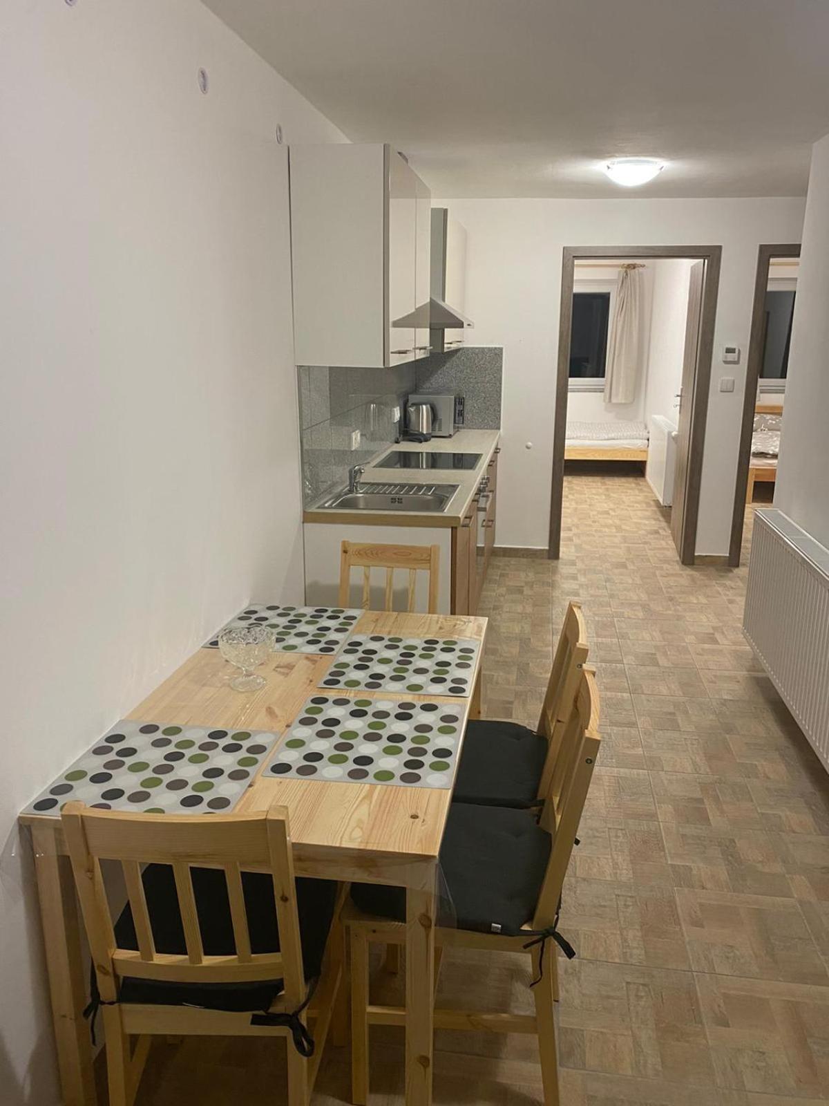 Apartmány Míra