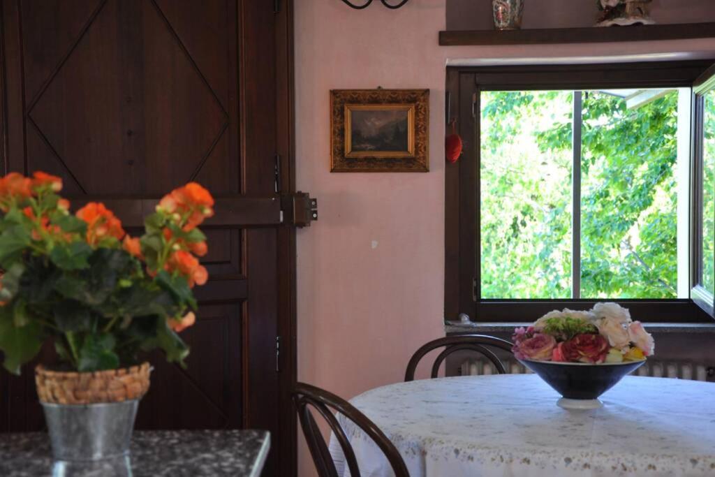 la casa rossa nel bosco