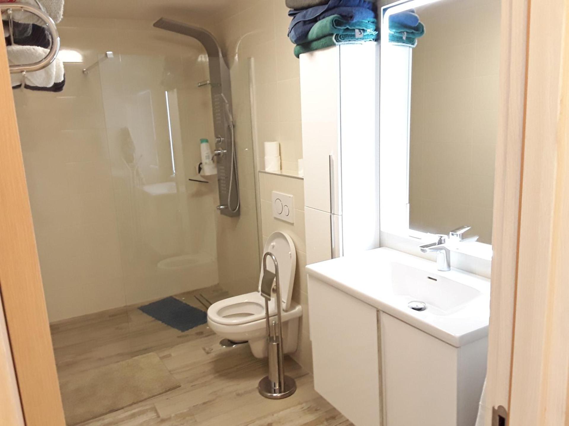 First Line Duplex Puerto Banus Sleeps 8 People