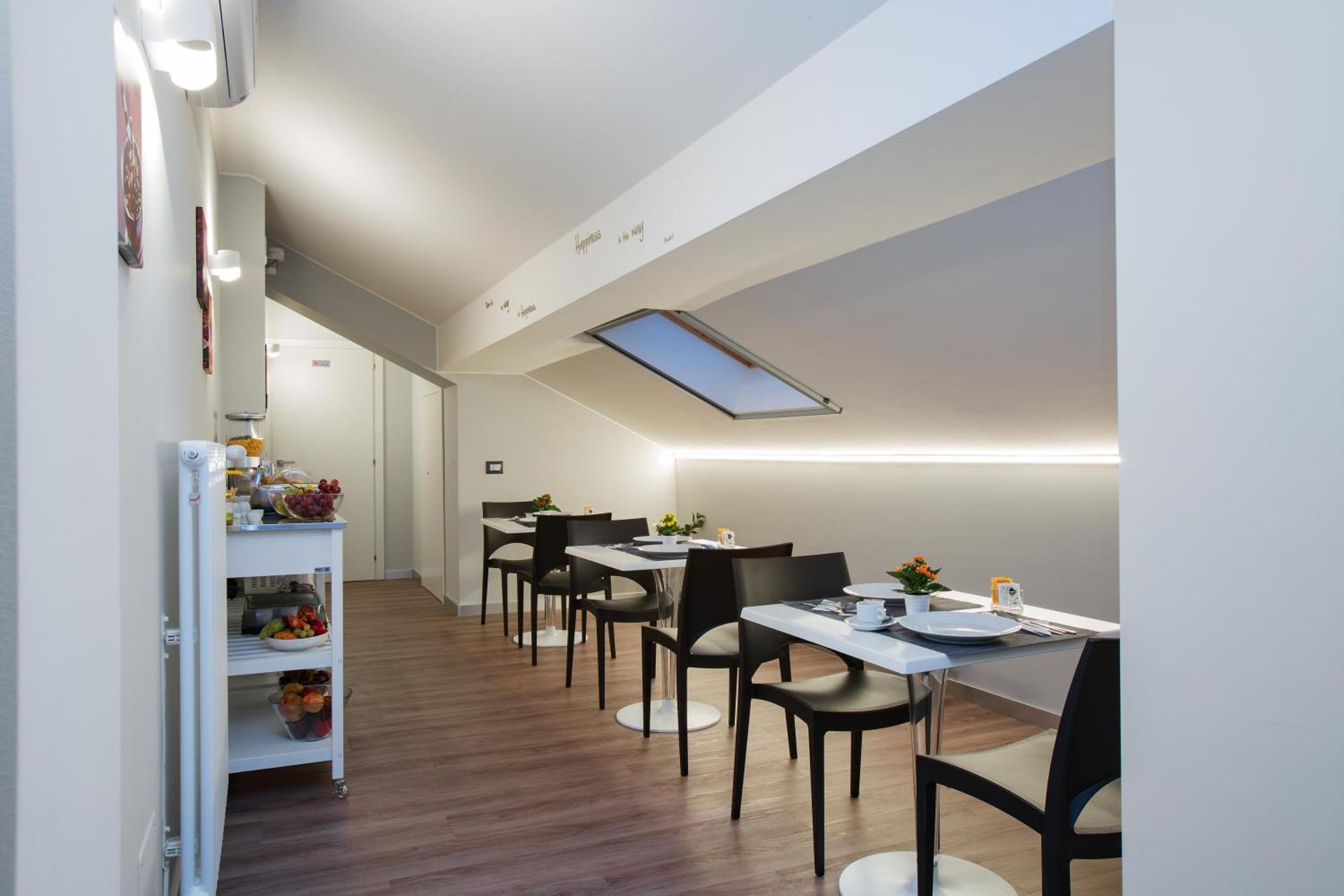 Communal lounge/ TV room