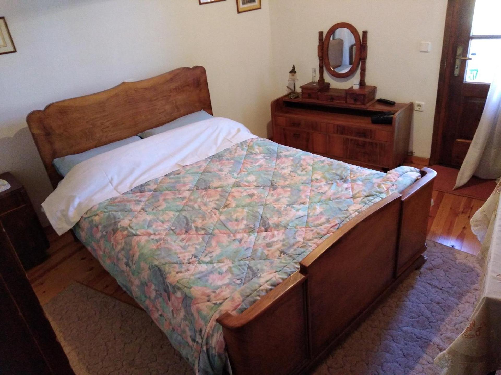 Balkone in Montagna (Μπαλκόνι στο Βουνό )