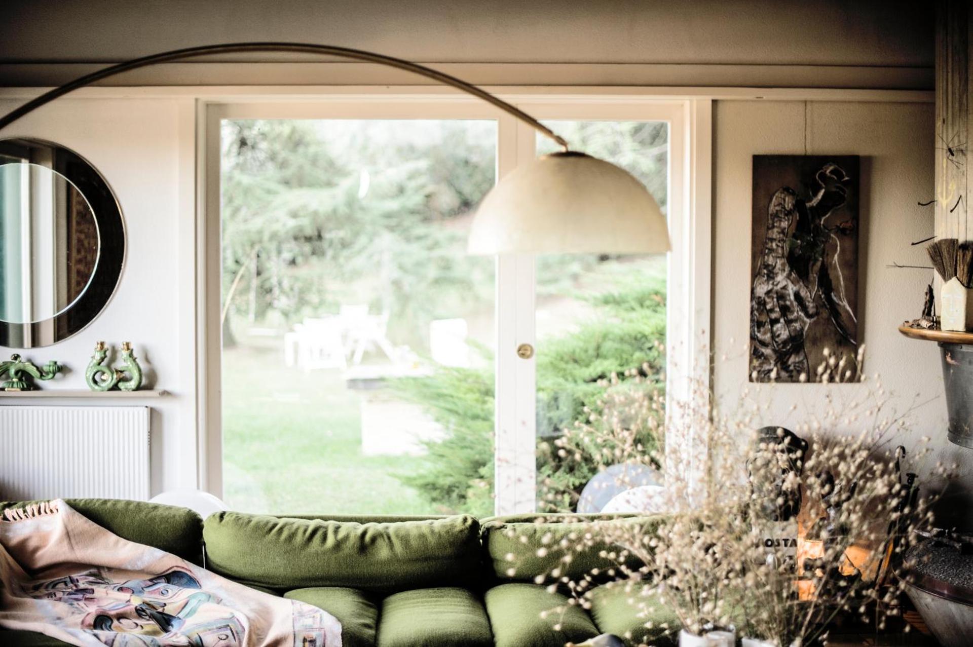 Communal lounge/ TV room